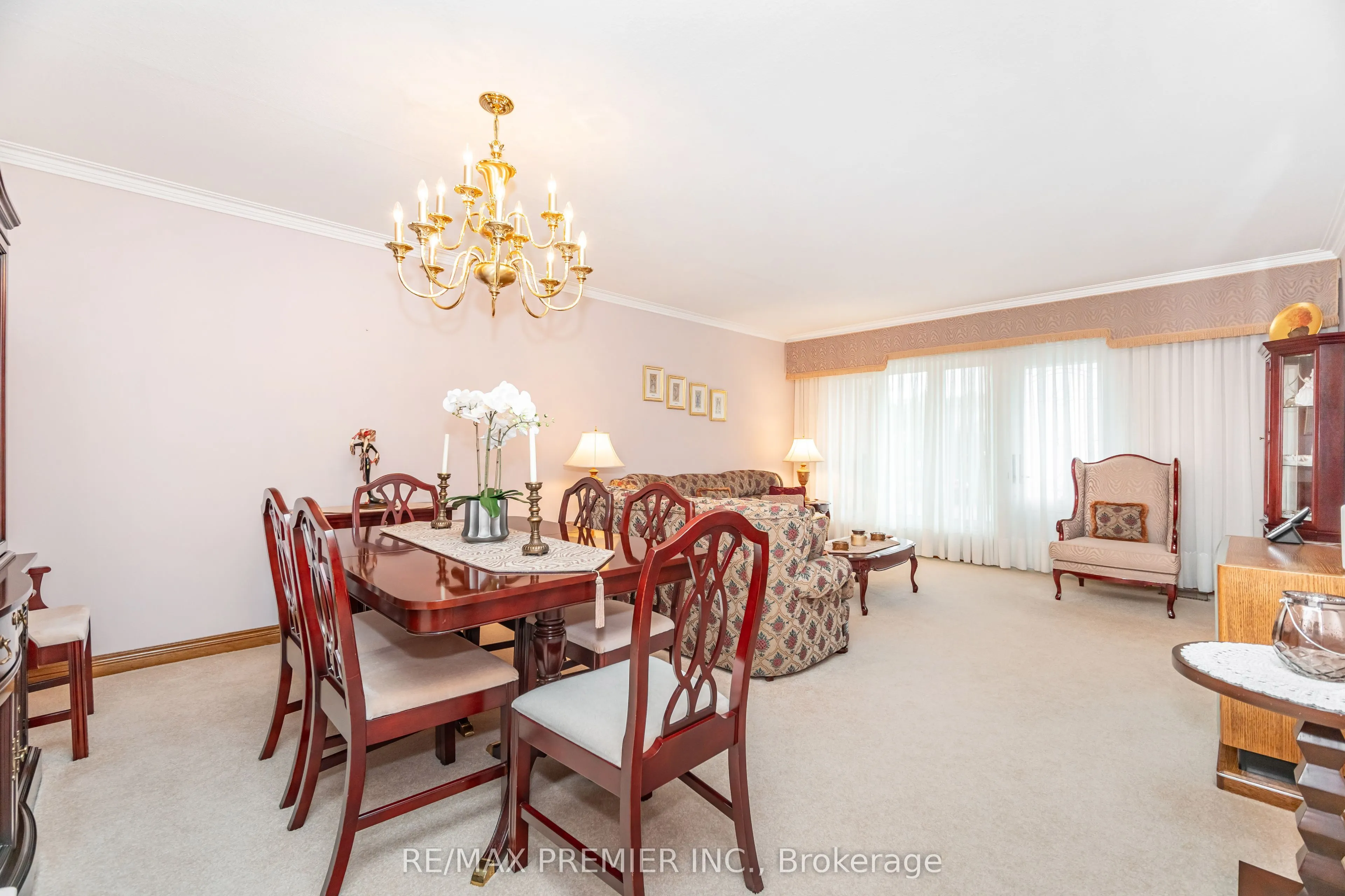 30 Dellbrook Crescent
