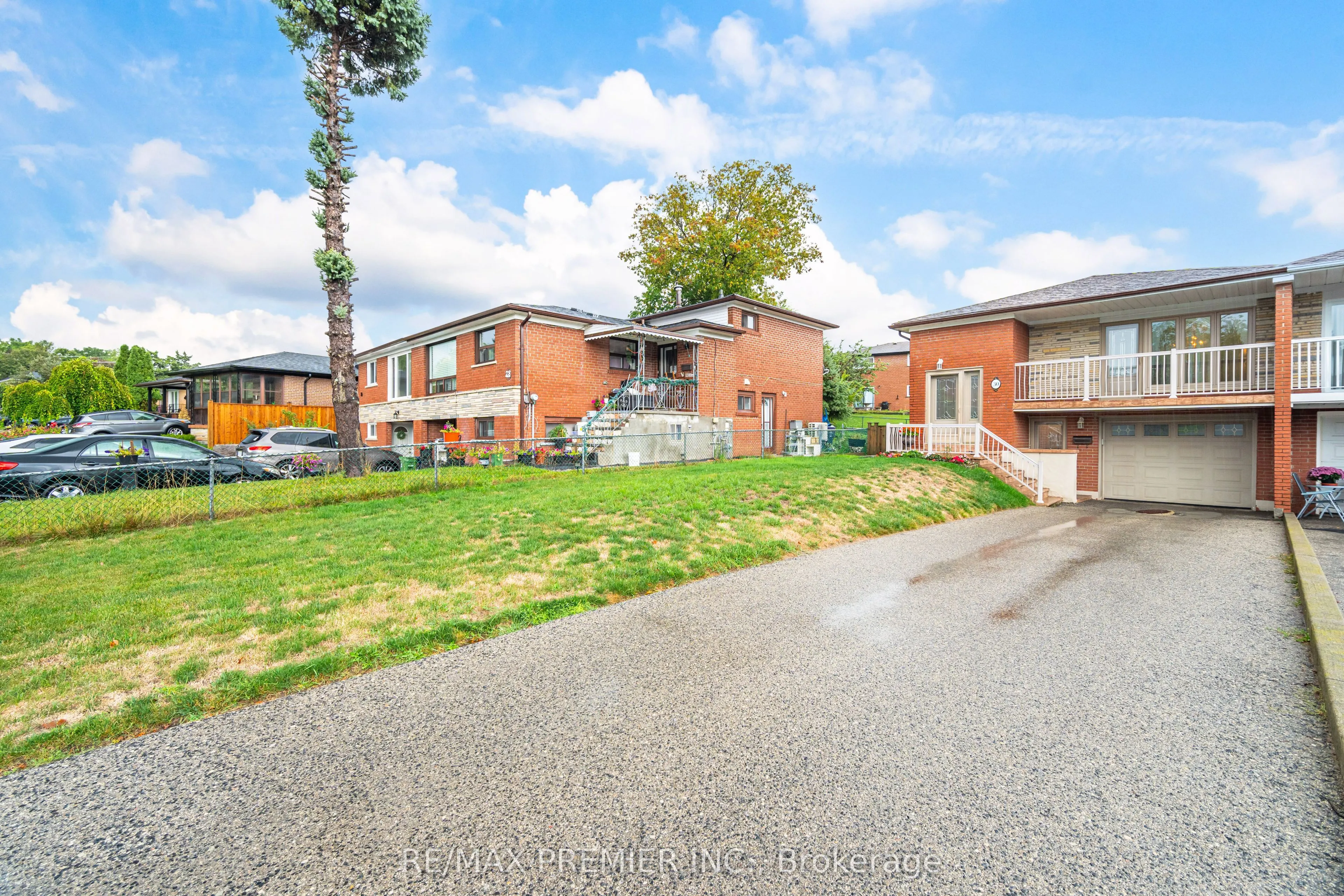 30 Dellbrook Crescent
