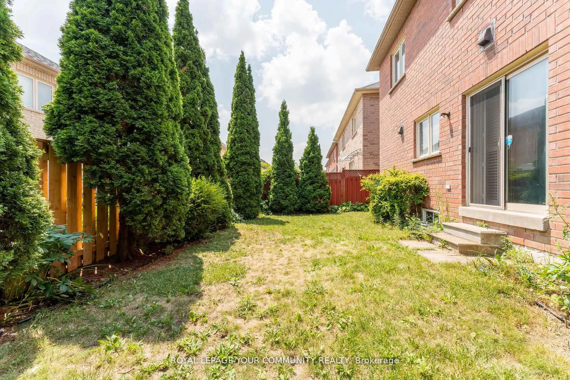 57 Mainard Crescent