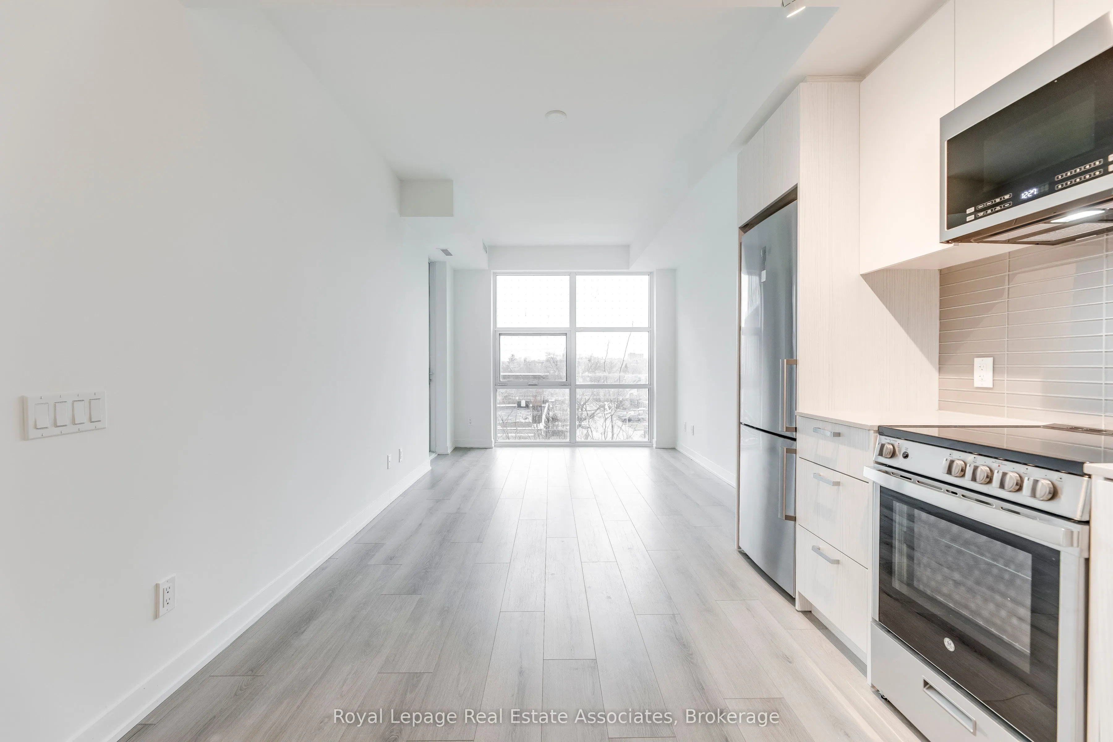 1787 St. Clair Avenue W, #419