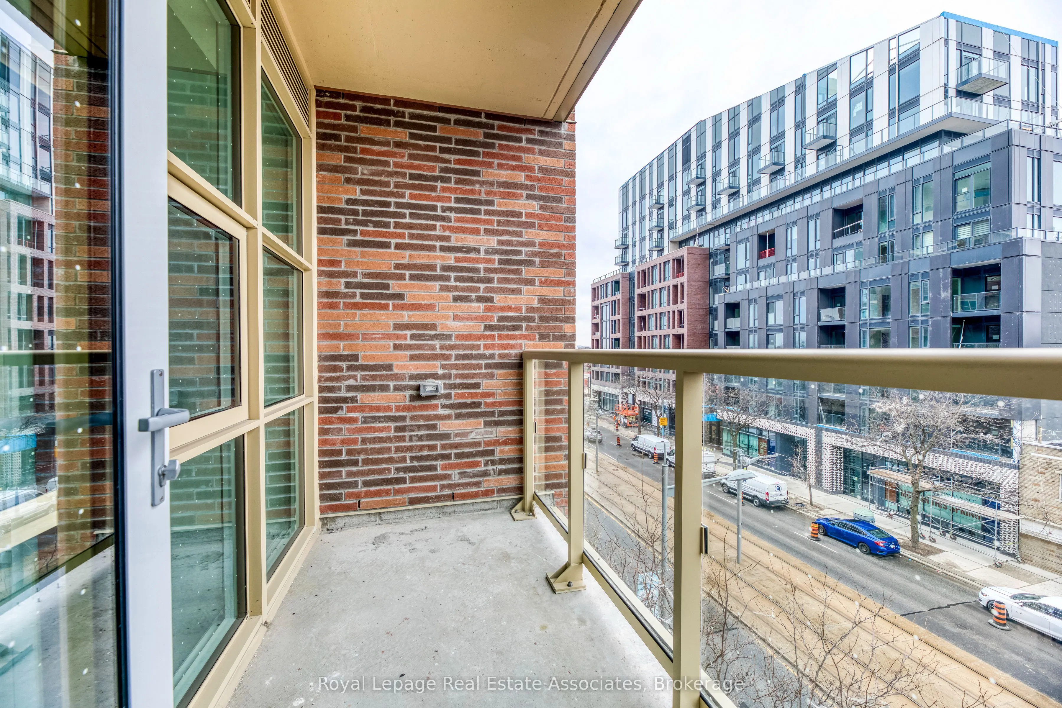 1787 St. Clair Avenue W, #419