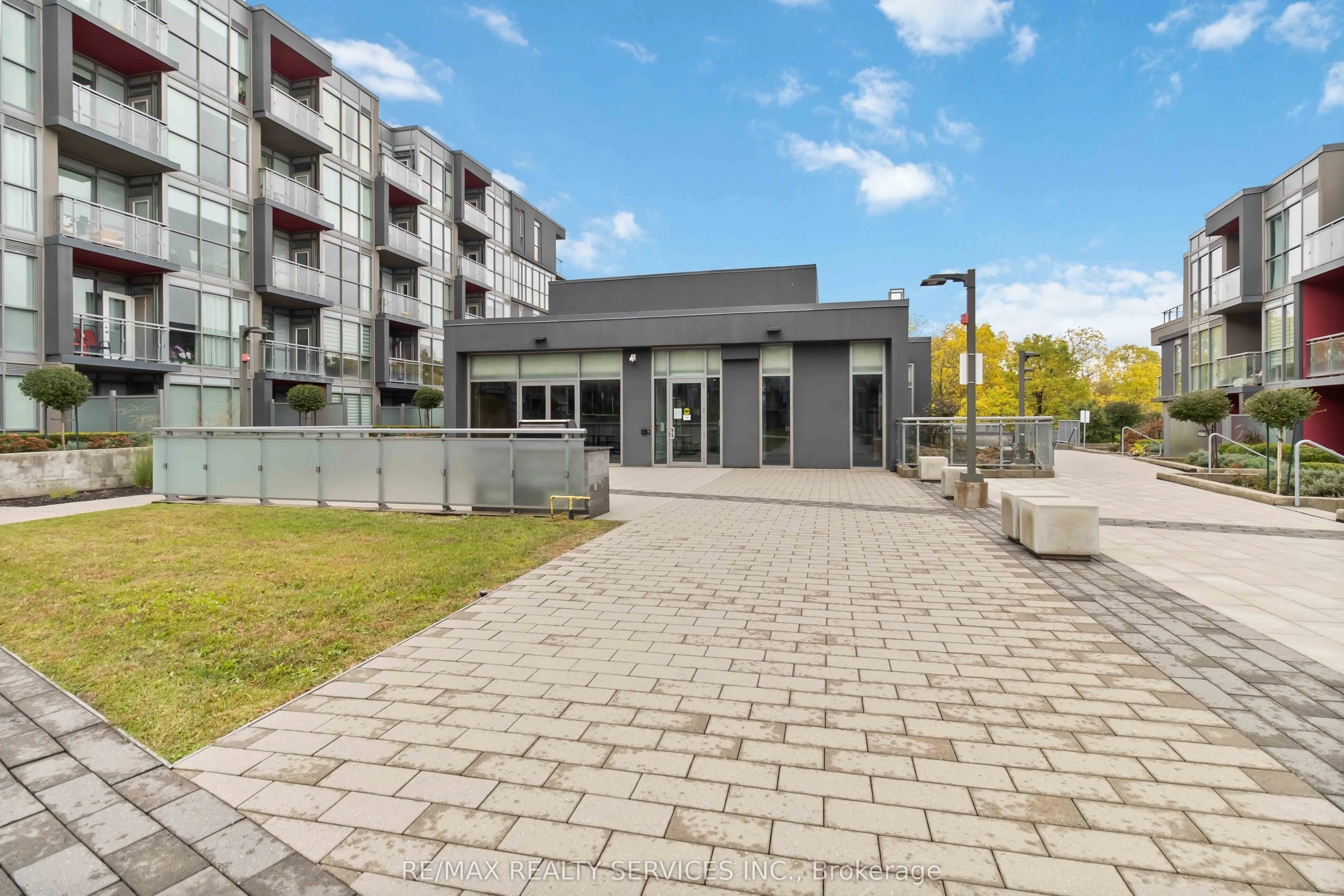 5230 Dundas Street, #A531