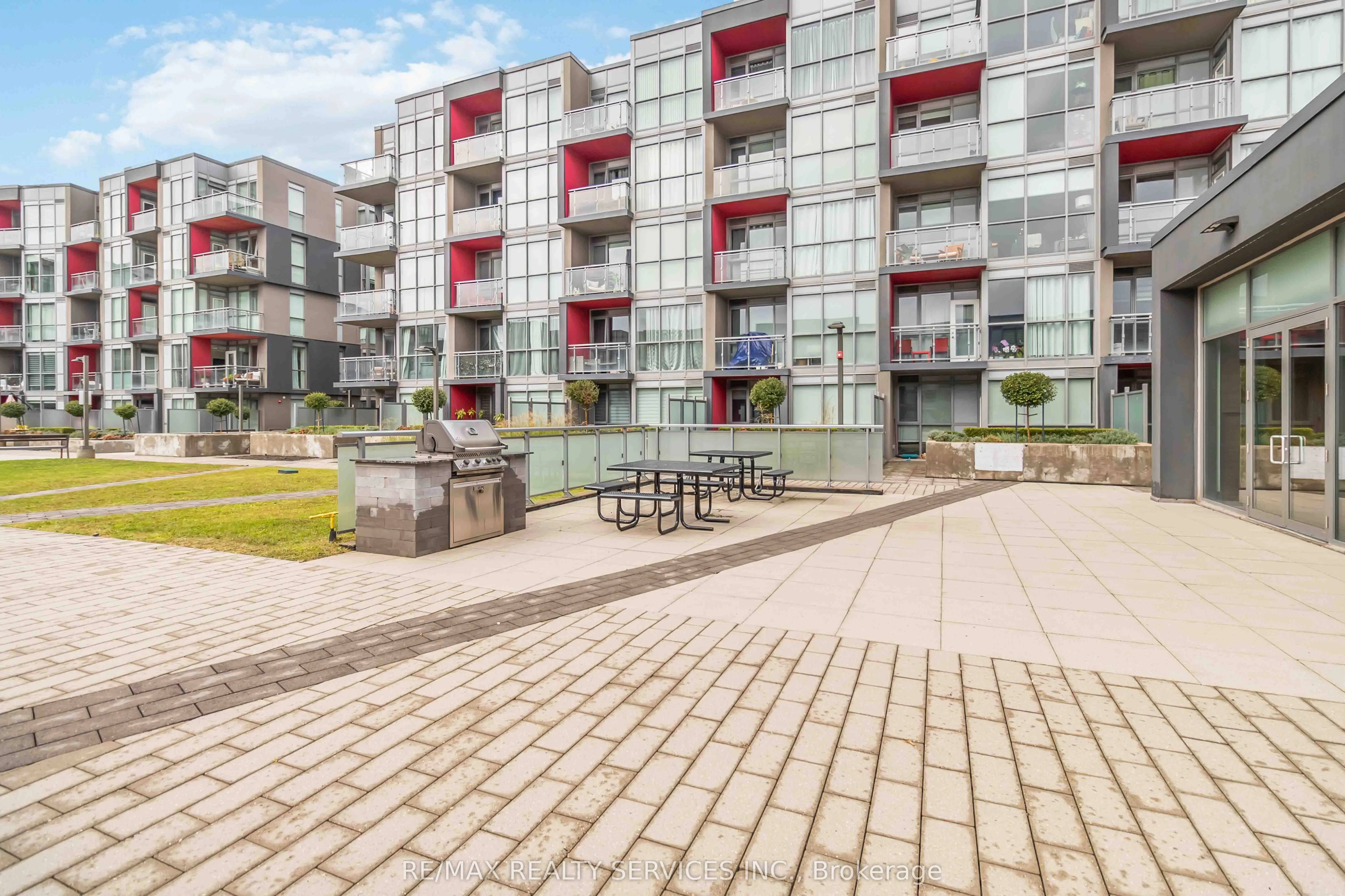 5230 Dundas Street, #A531