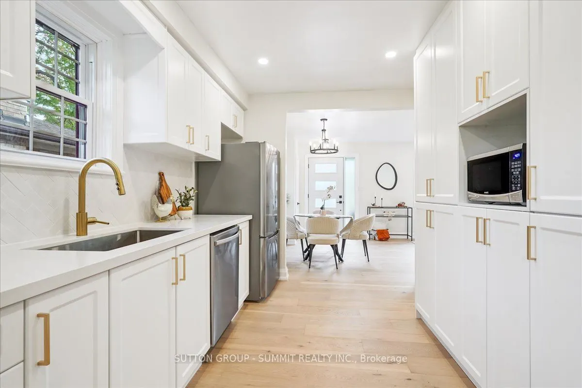 723 Drury Lane