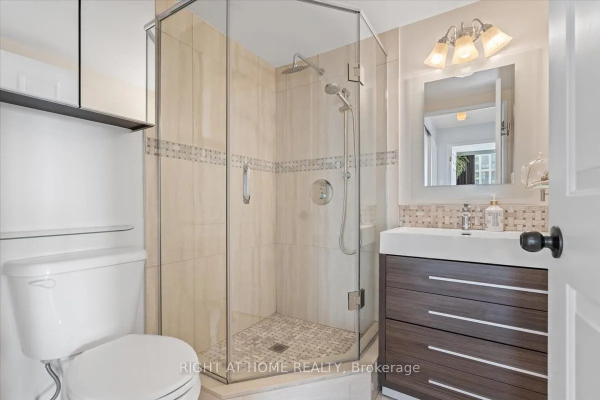 101 Subway Crescent, #1011