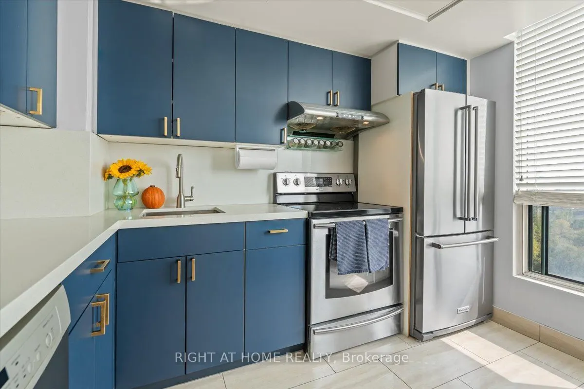 101 Subway Crescent, #1011