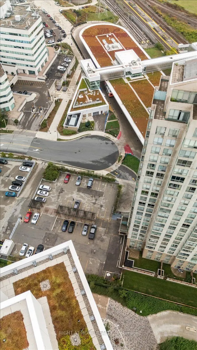 101 Subway Crescent, #1011