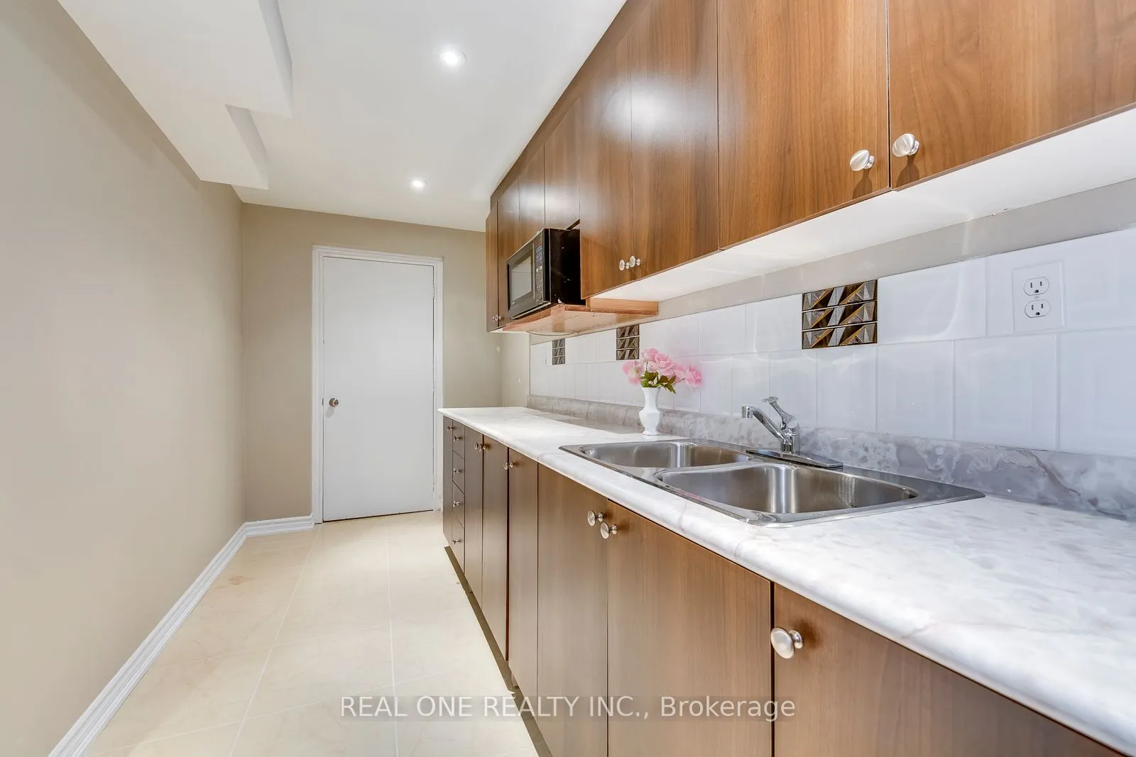 2398 North Ridge Trail