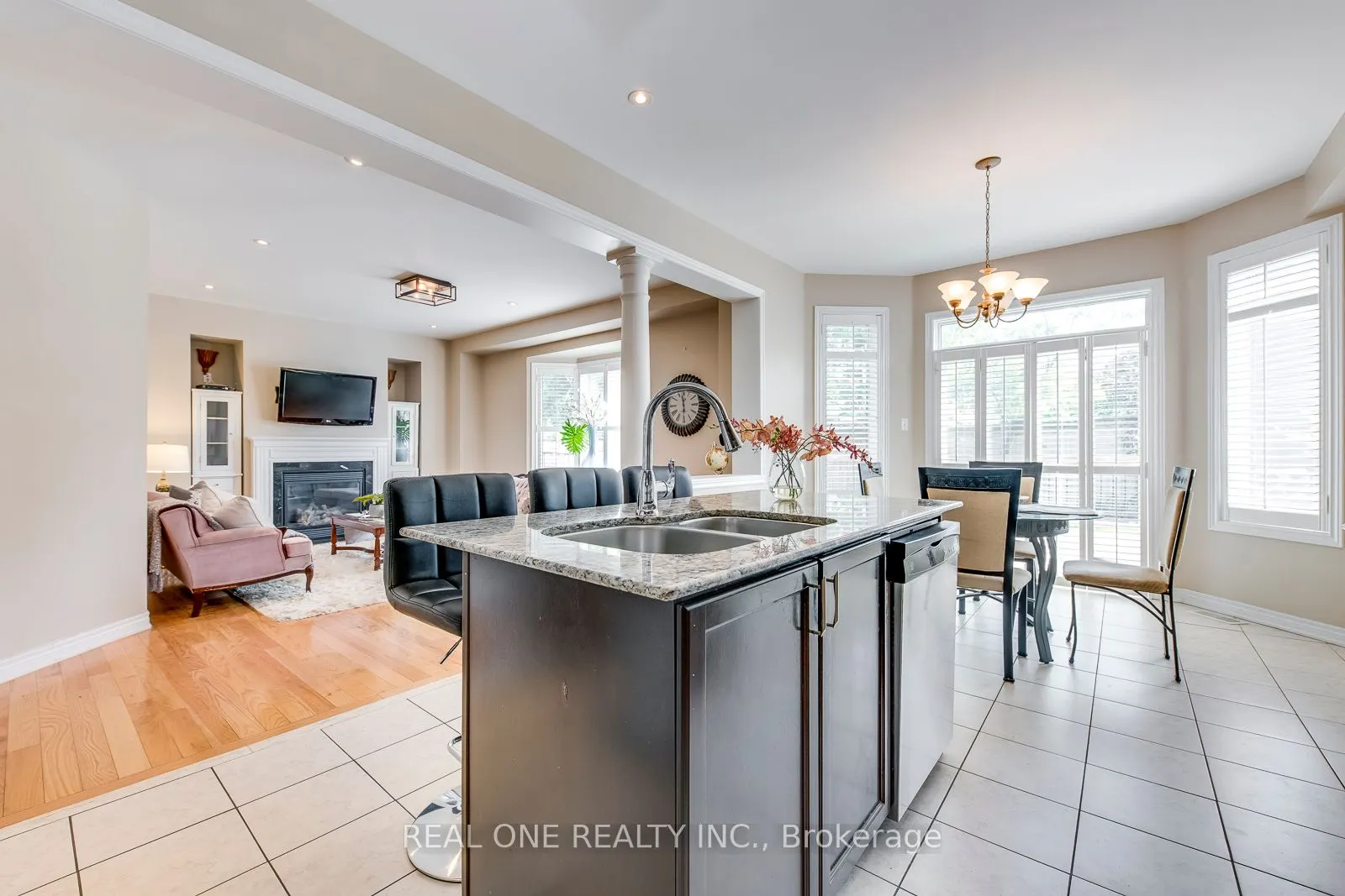 2398 North Ridge Trail
