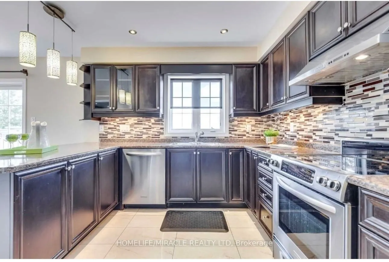 38 Beachville Circle