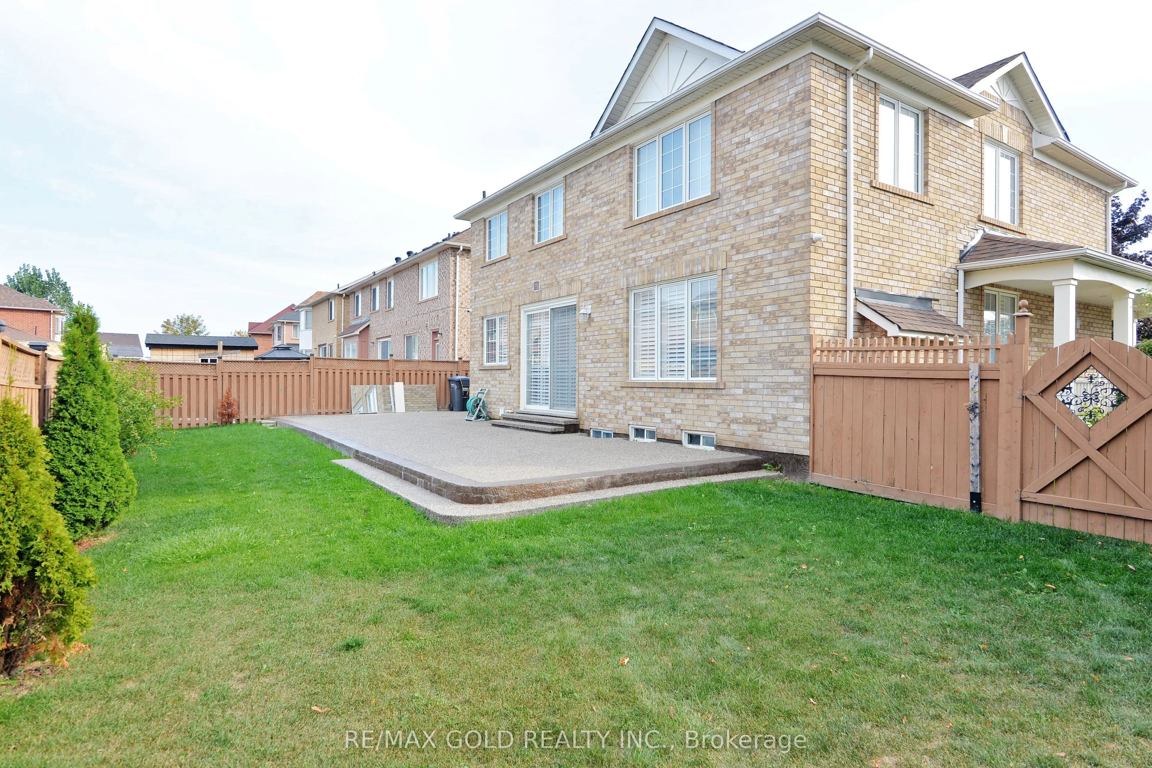 1 Blaketon Court