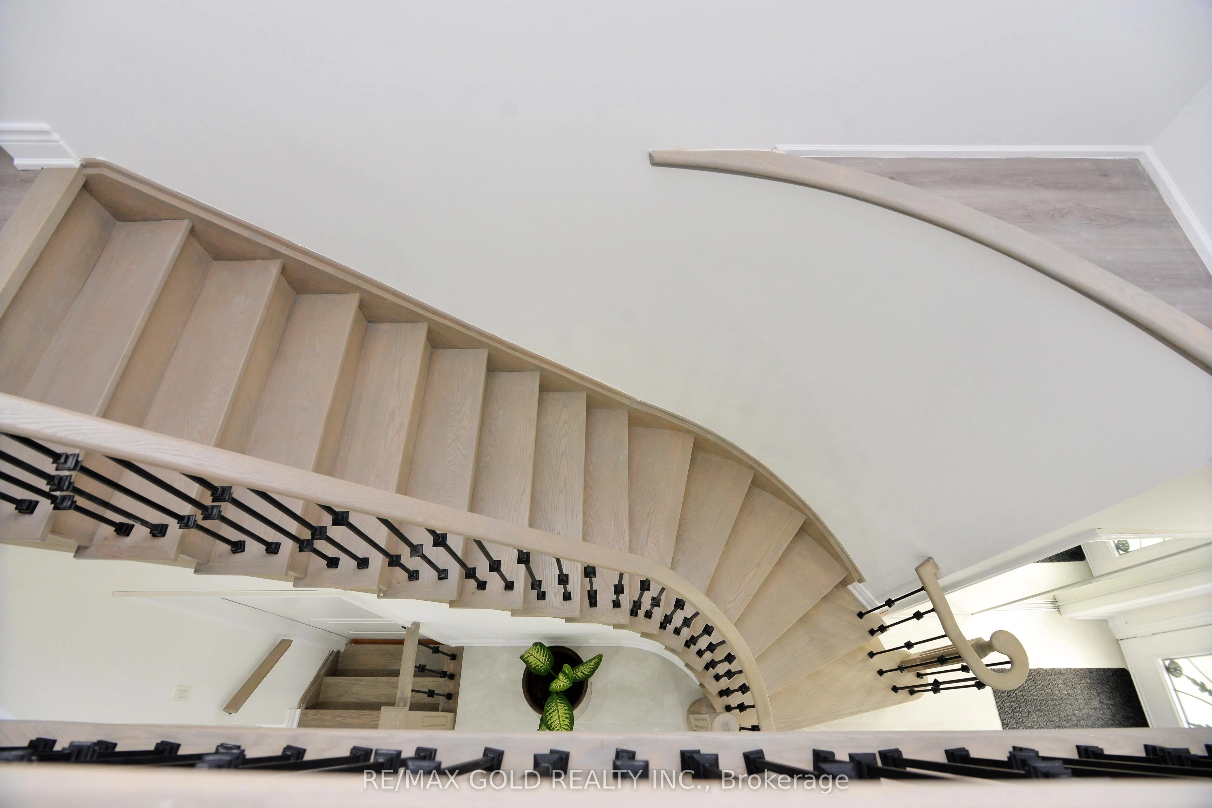1 Blaketon Court