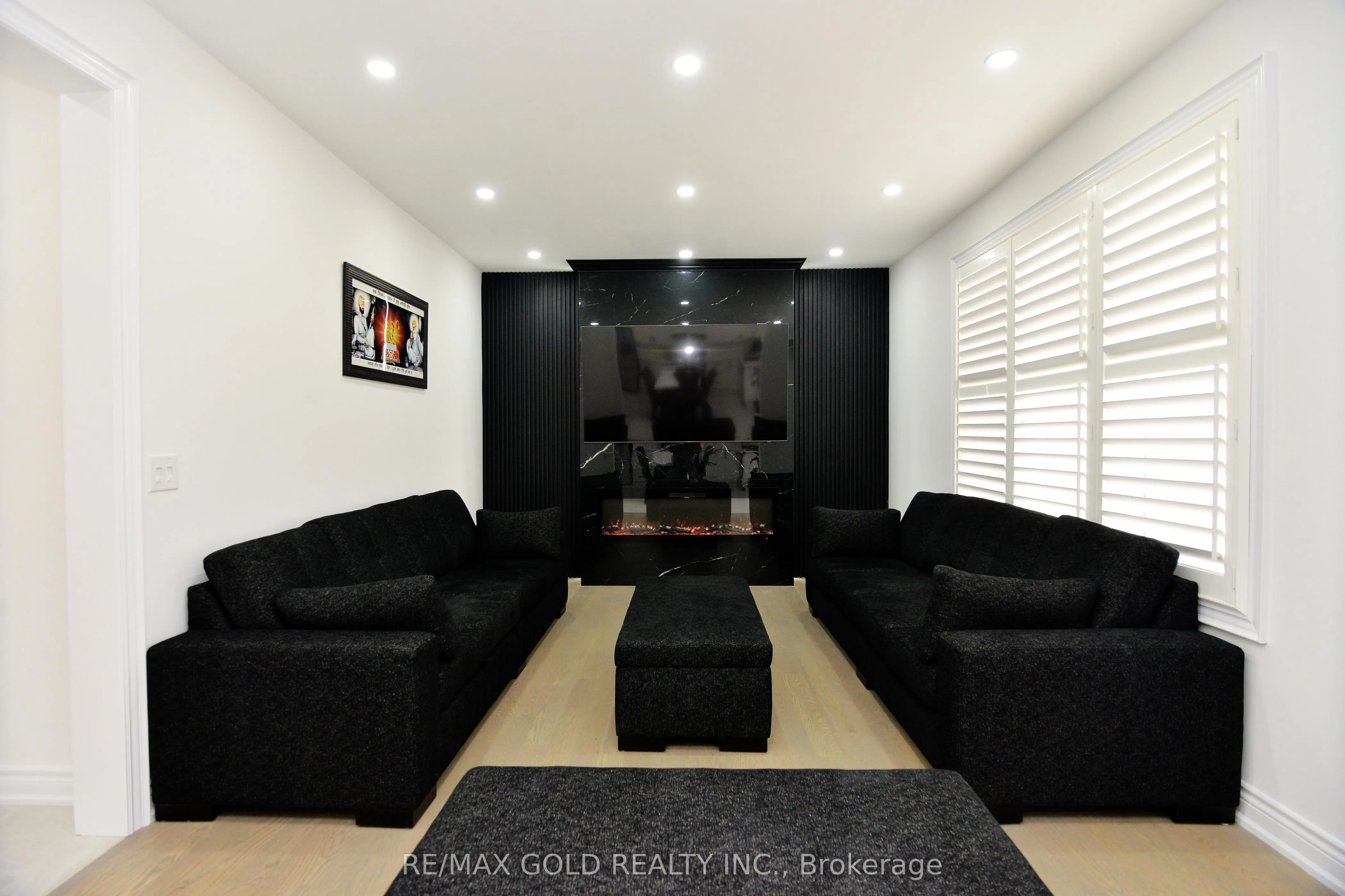 1 Blaketon Court