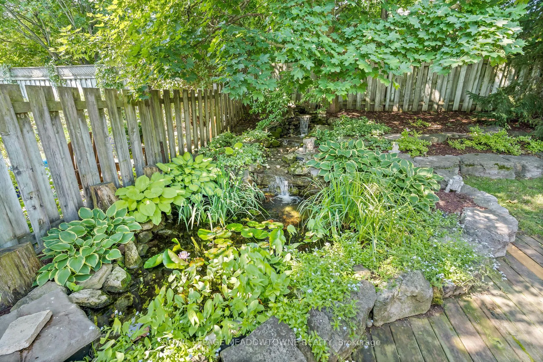 32 Joycelyn Crescent