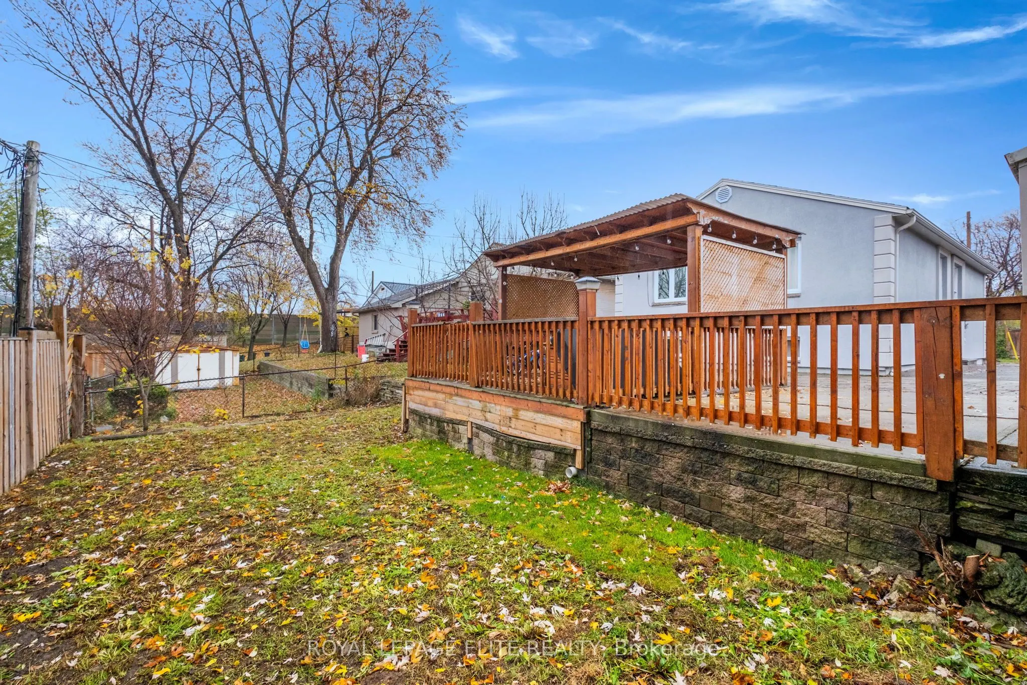 6 Lachine Court