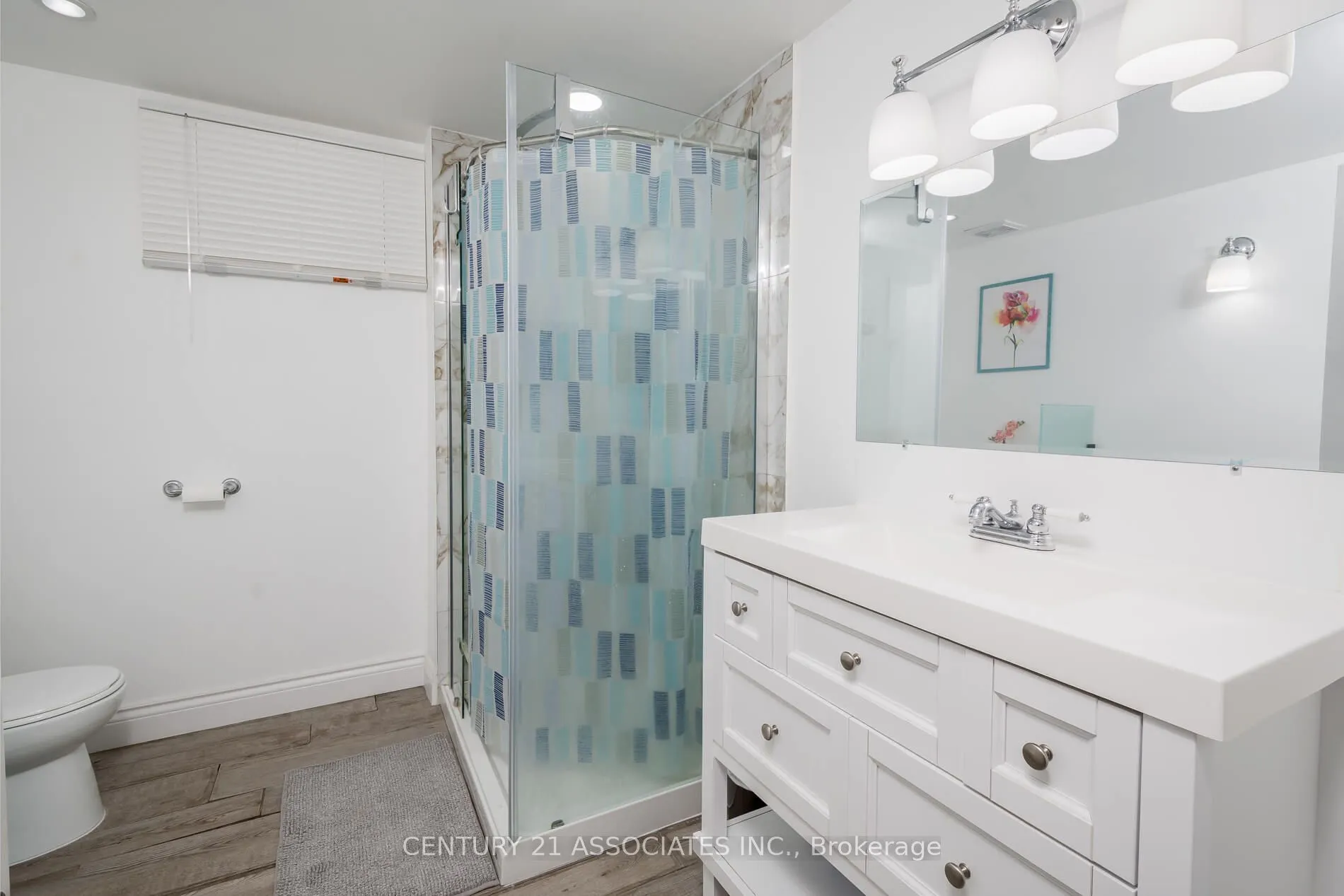3158 Harris Crescent