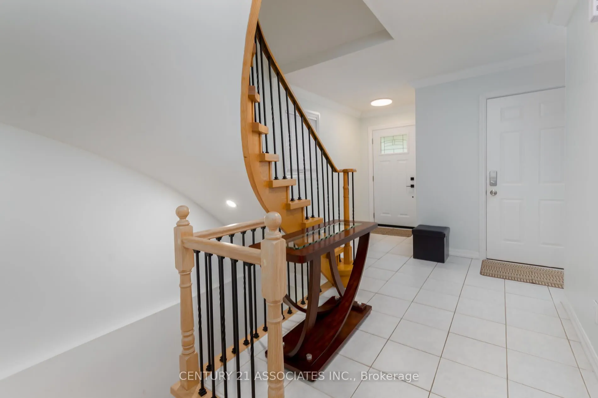 3158 Harris Crescent