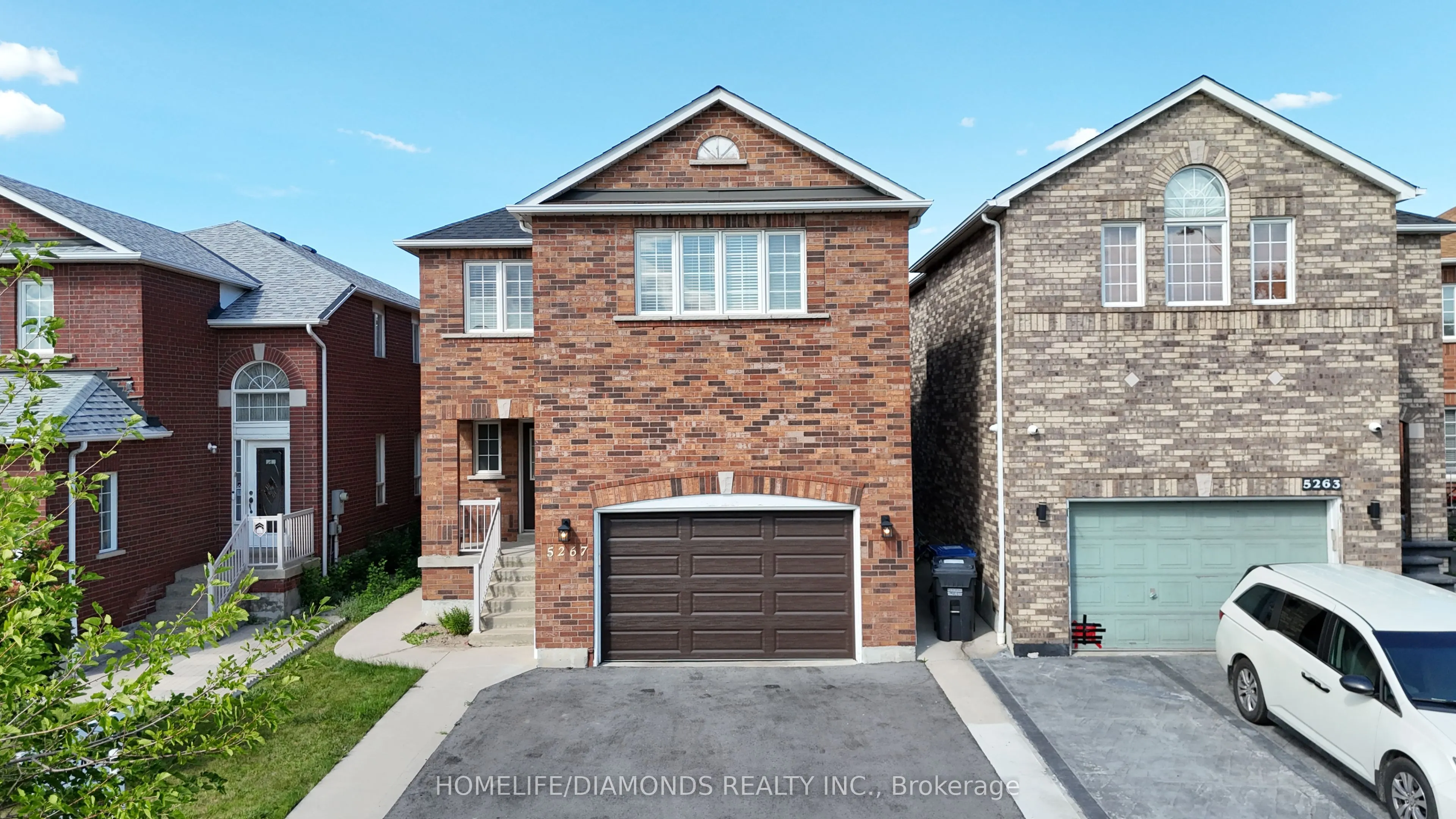 5267 BROOKWOOD Court