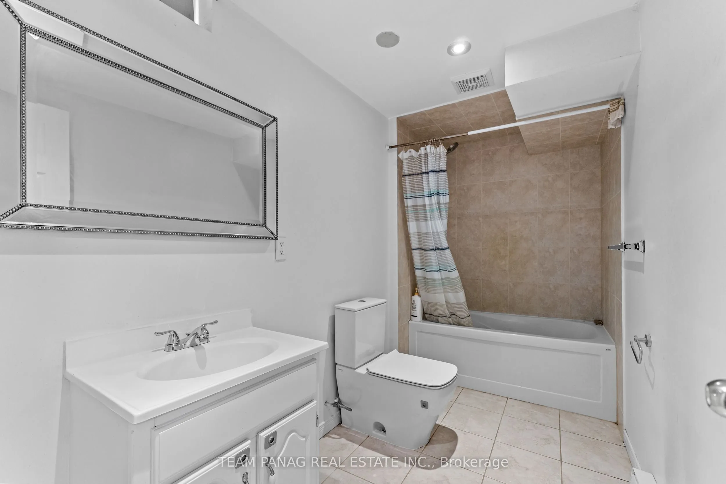 8 Coachwhip Road