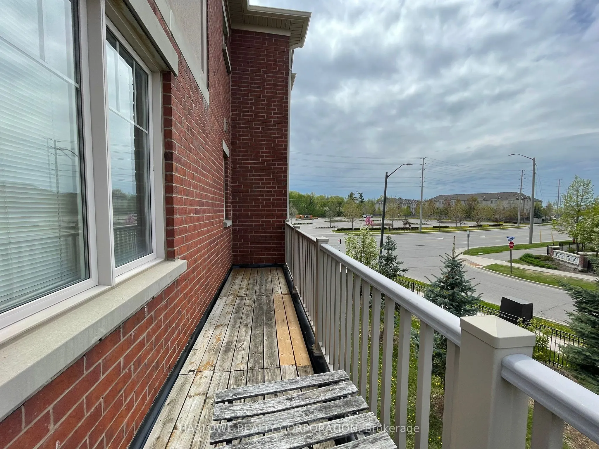 3265 Thomas Street, #6