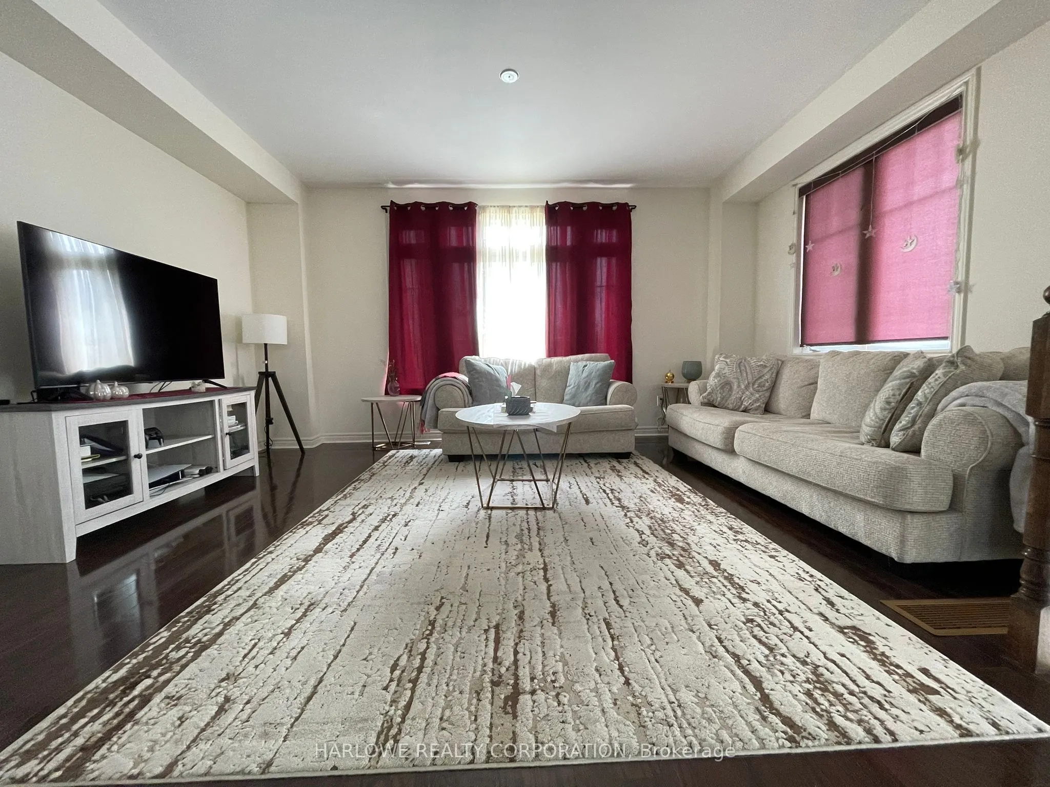 3265 Thomas Street, #6