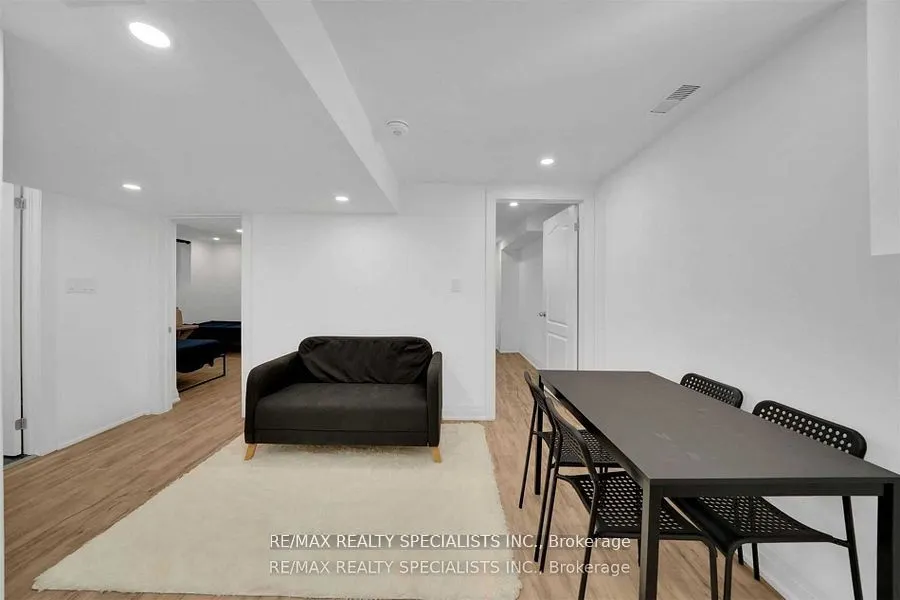7294 Rosehurst Drive, #Unit 2