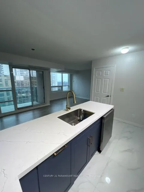 208 Enfield Place, #1202