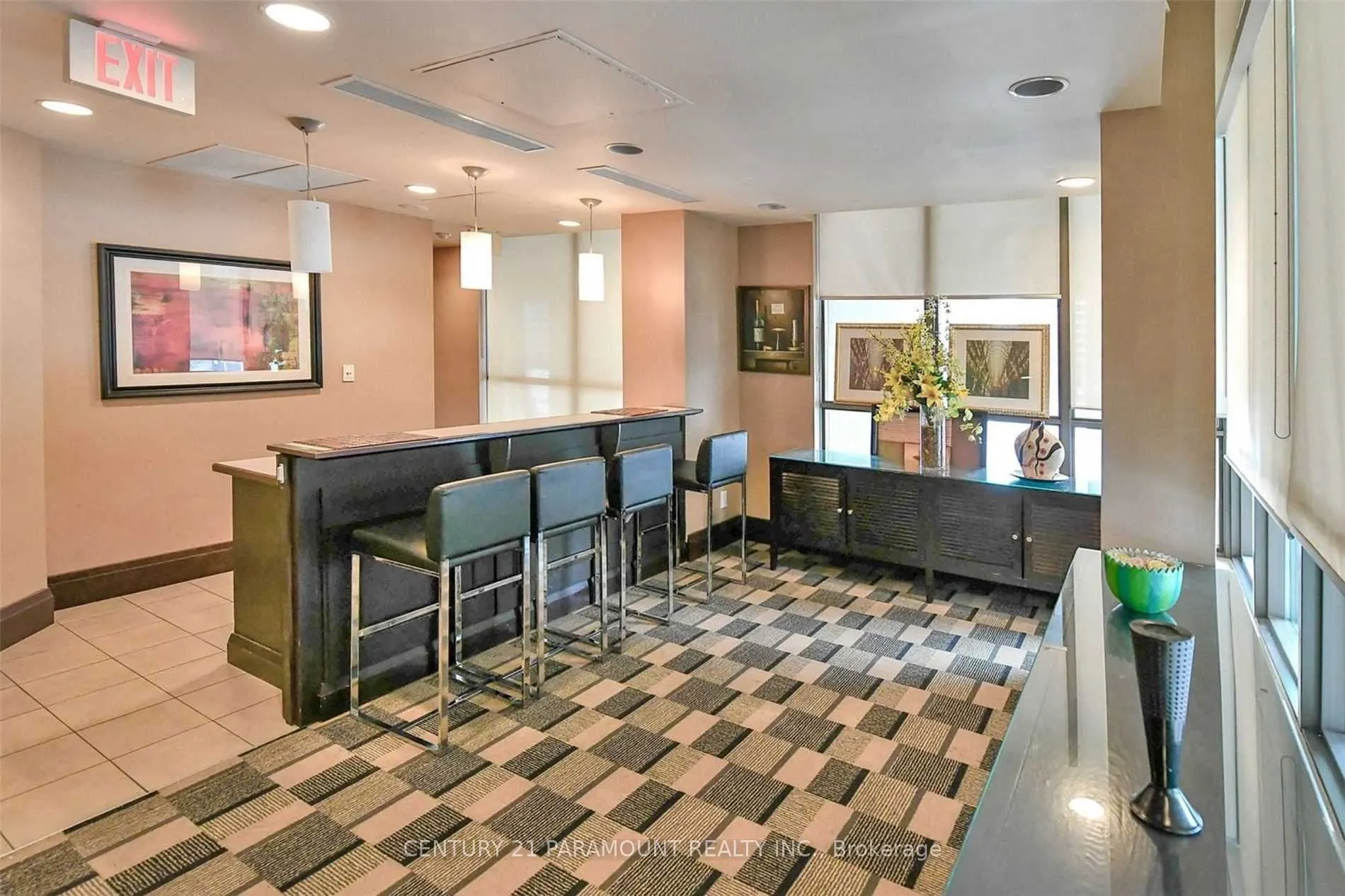 208 Enfield Place, #1202