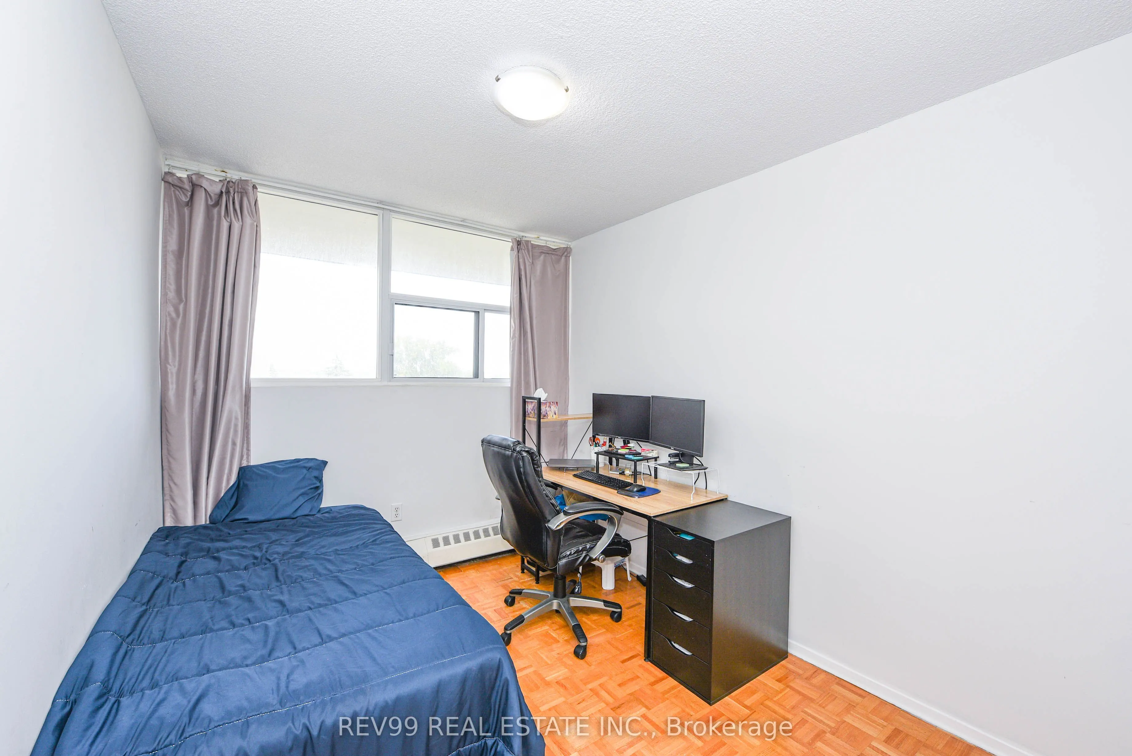 2121 Roche Court, #504