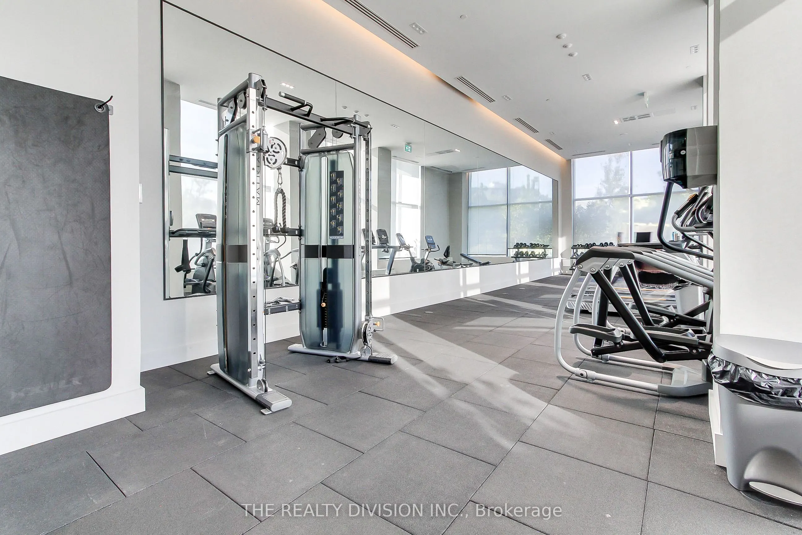 1063 Douglas McCurdy Common, #611
