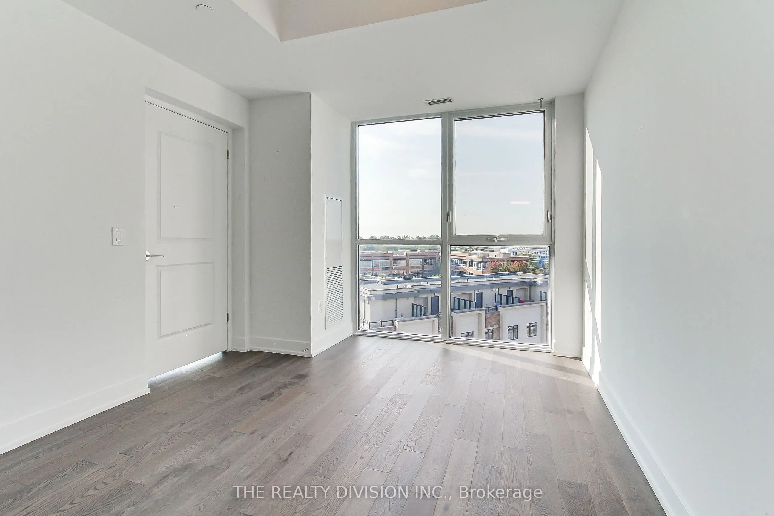 1063 Douglas McCurdy Common, #611