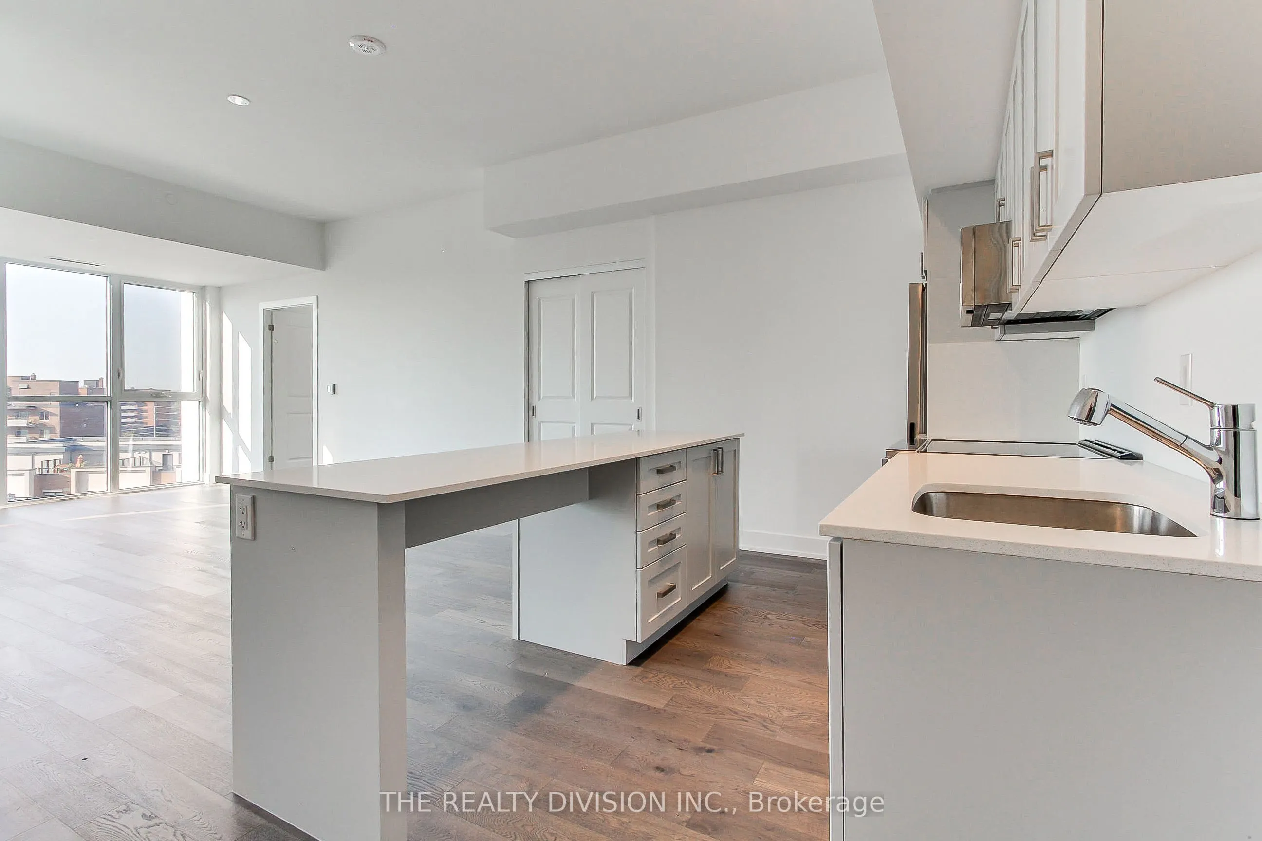 1063 Douglas McCurdy Common, #611