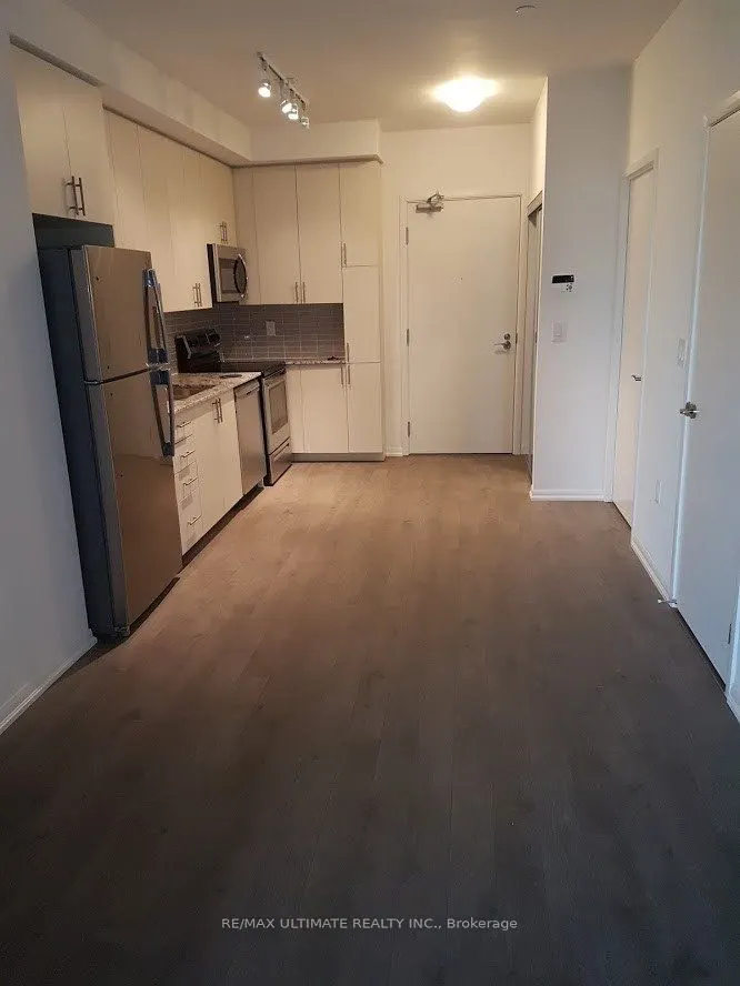 3091 Dufferin Street, #102