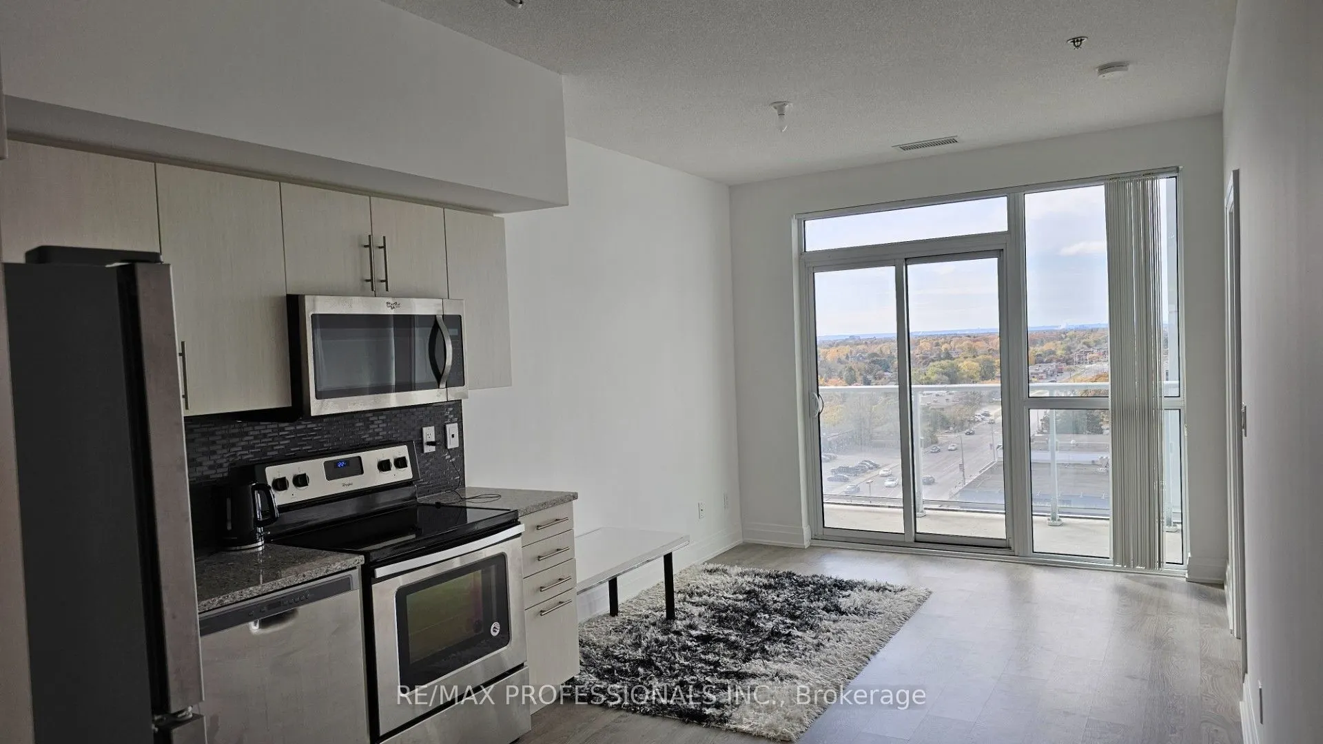 55 Speers Road, #1011