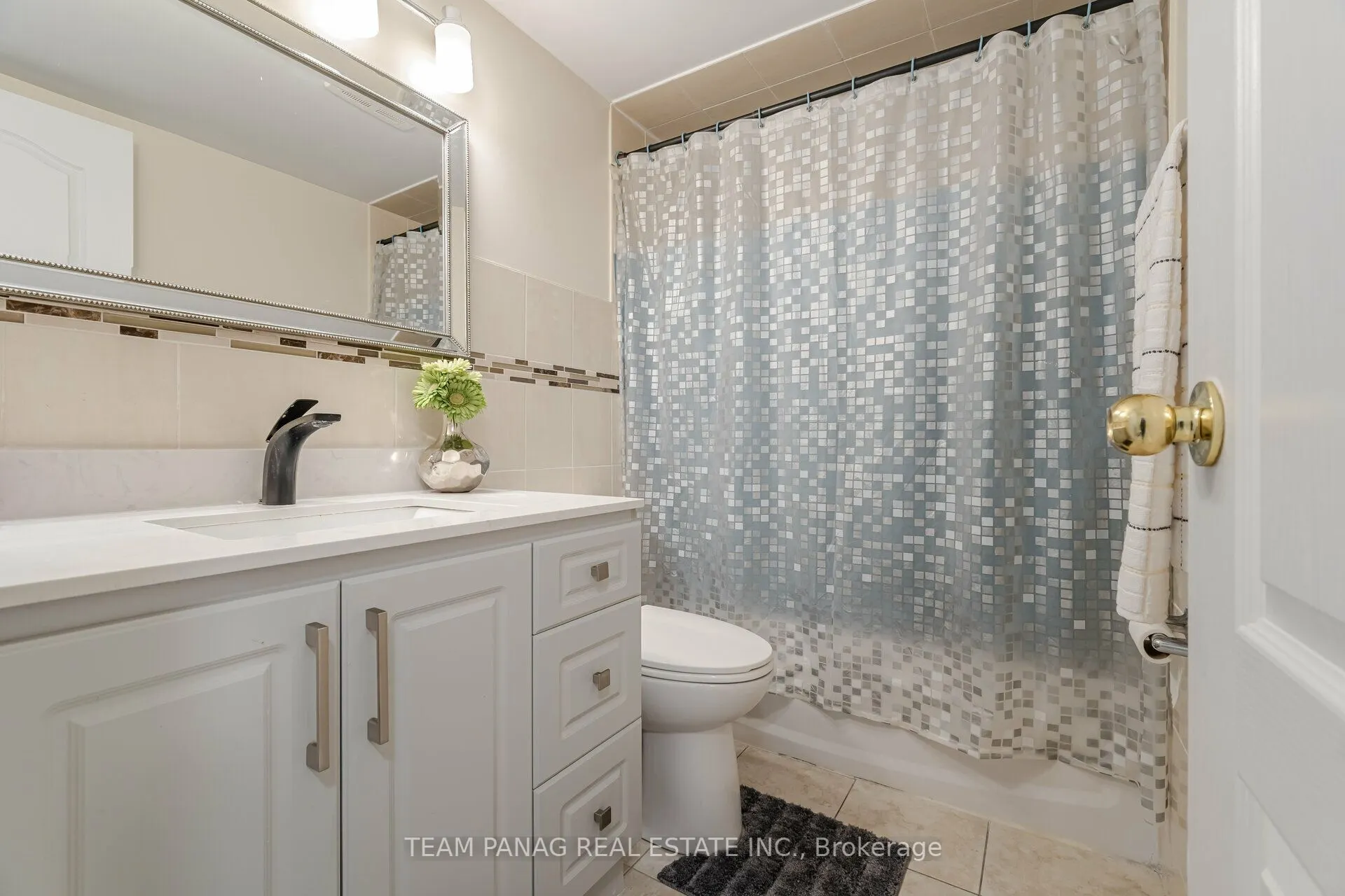 370 Dixon Road, #915