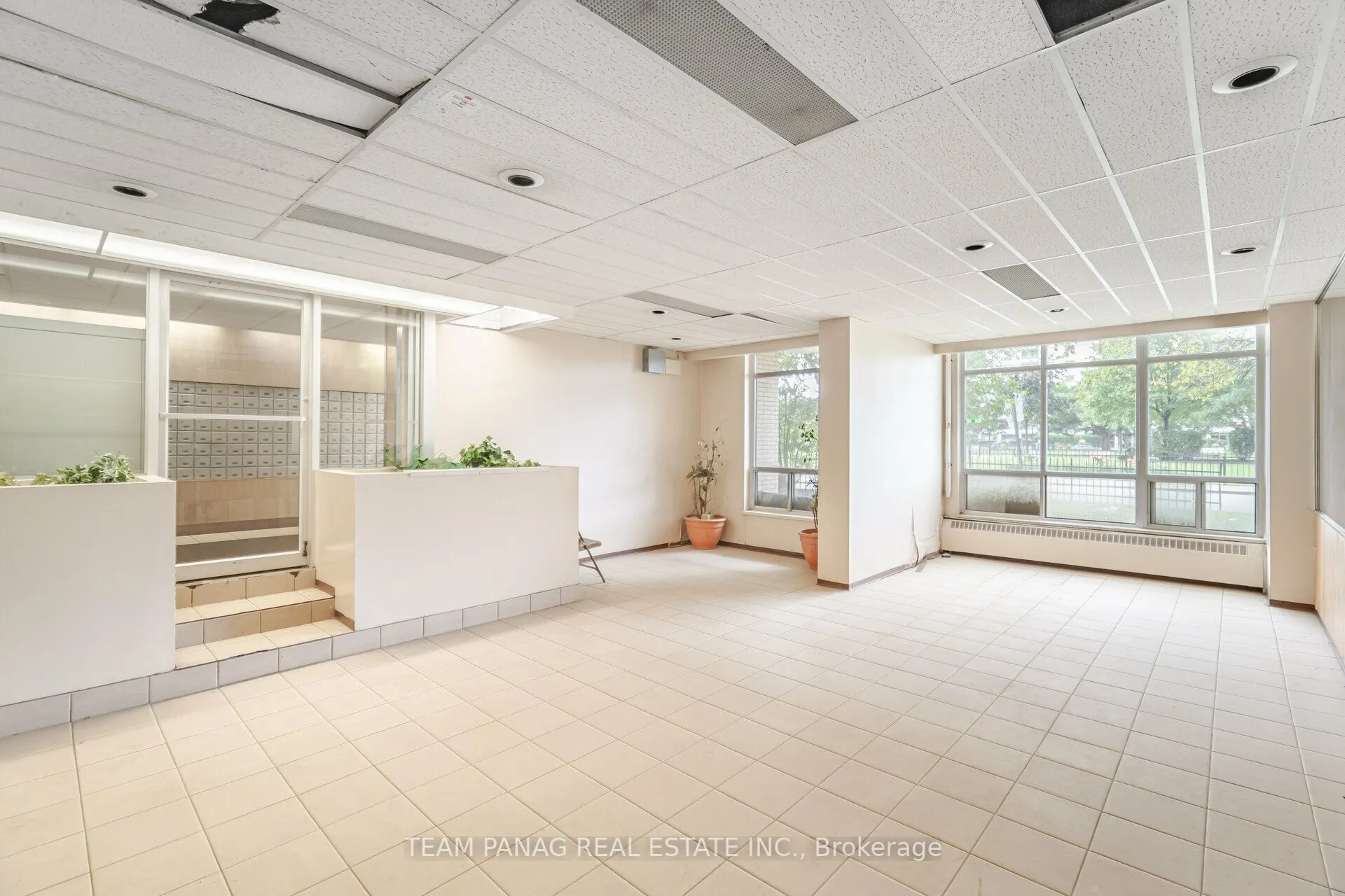 370 Dixon Road, #915