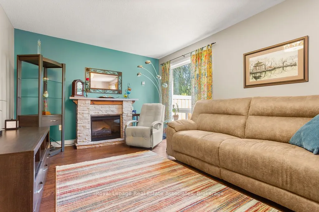 2221 Bluegrass Lane