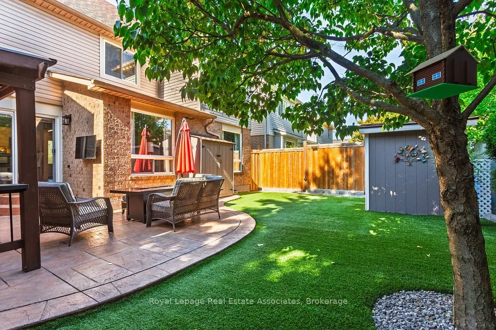 2221 Bluegrass Lane