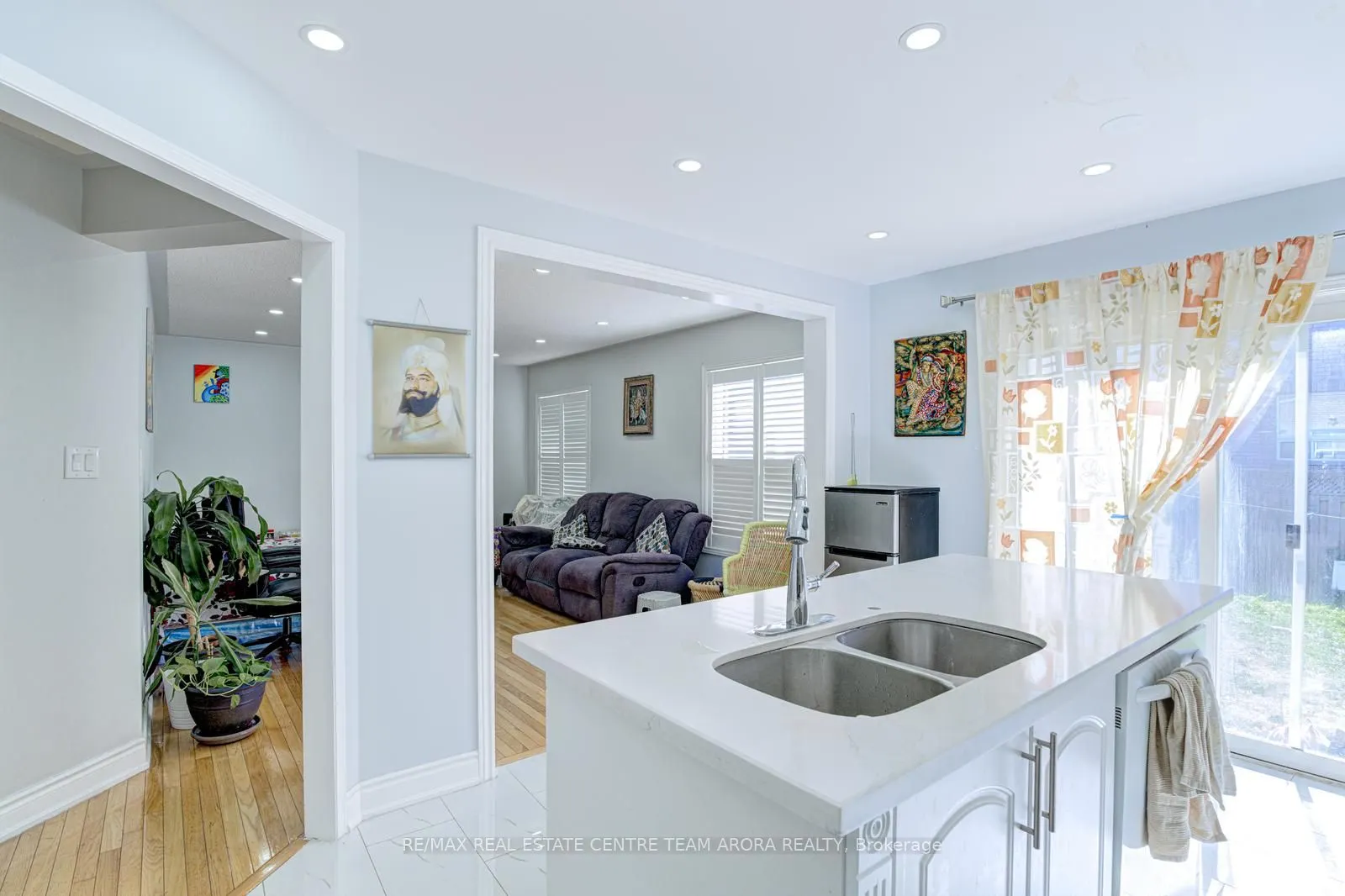 2 Clovercrest Drive