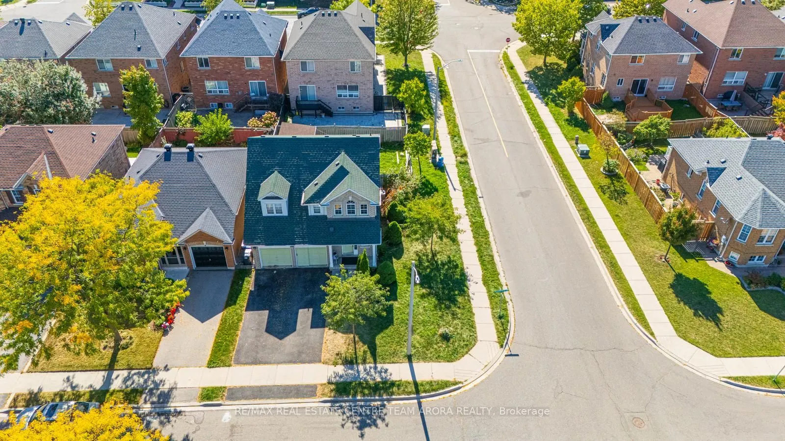 2 Clovercrest Drive