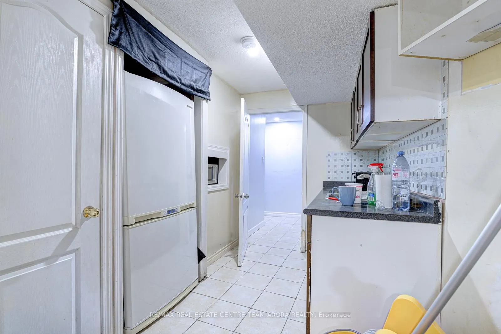 2 Clovercrest Drive