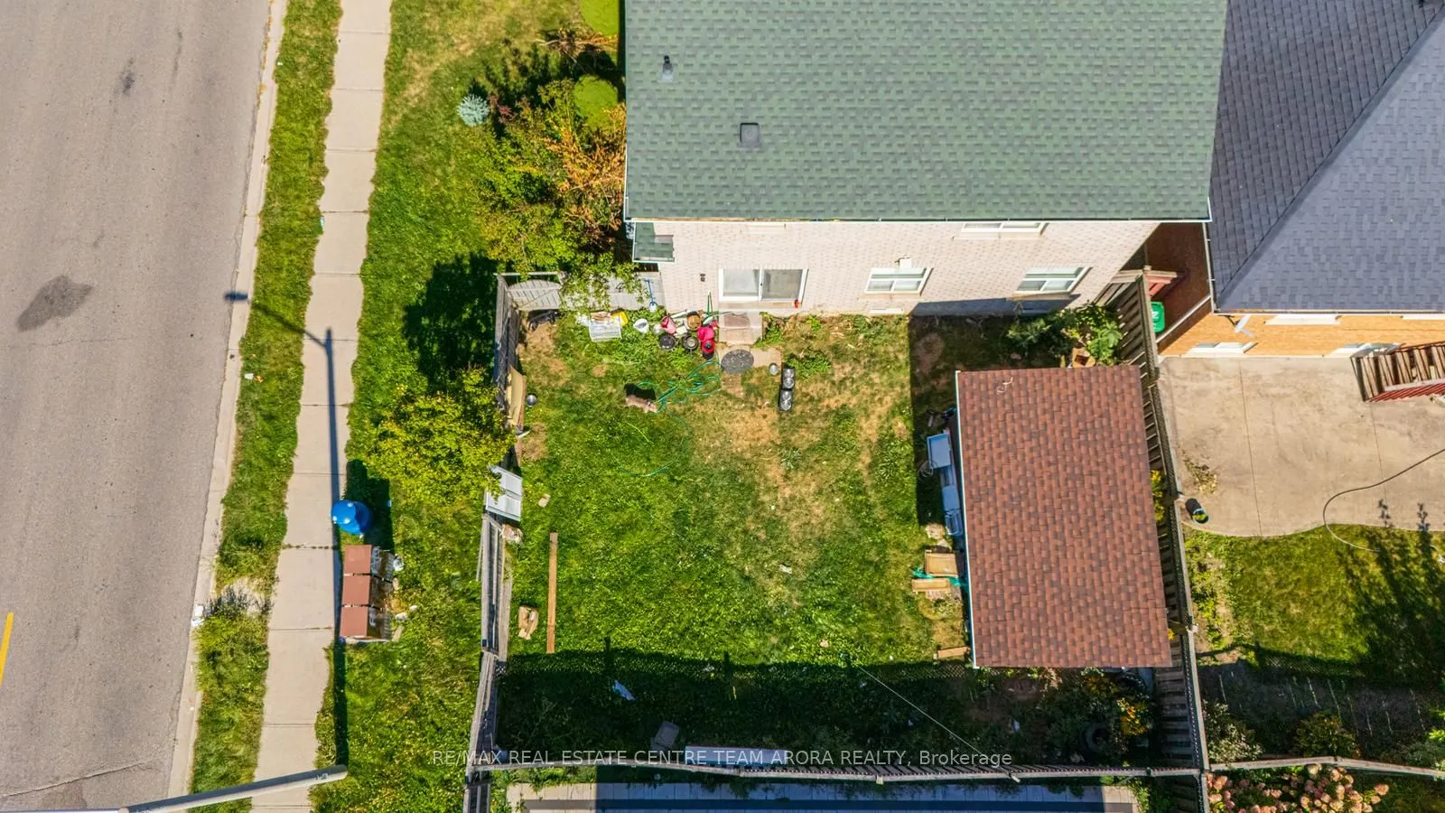 2 Clovercrest Drive