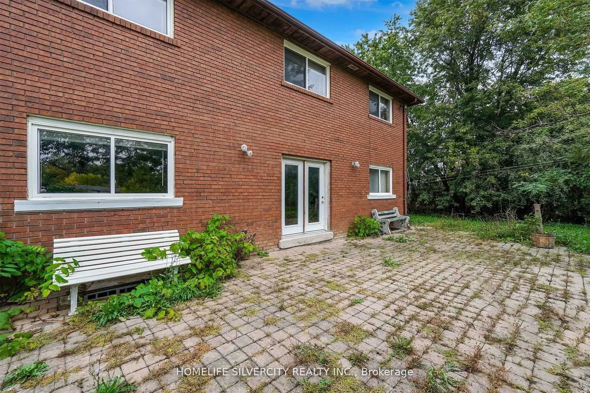 4395 Castlemore Road