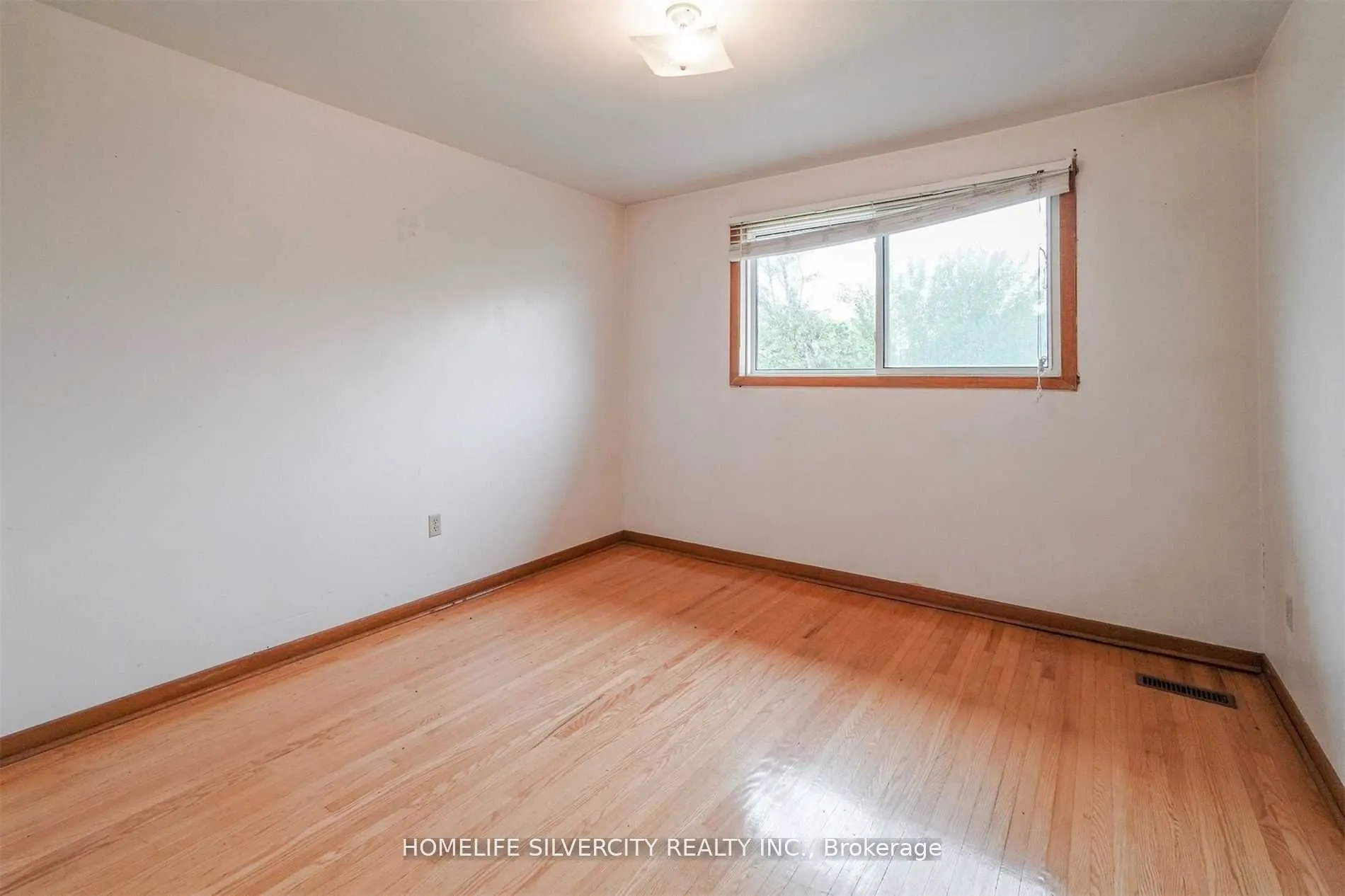 4395 Castlemore Road