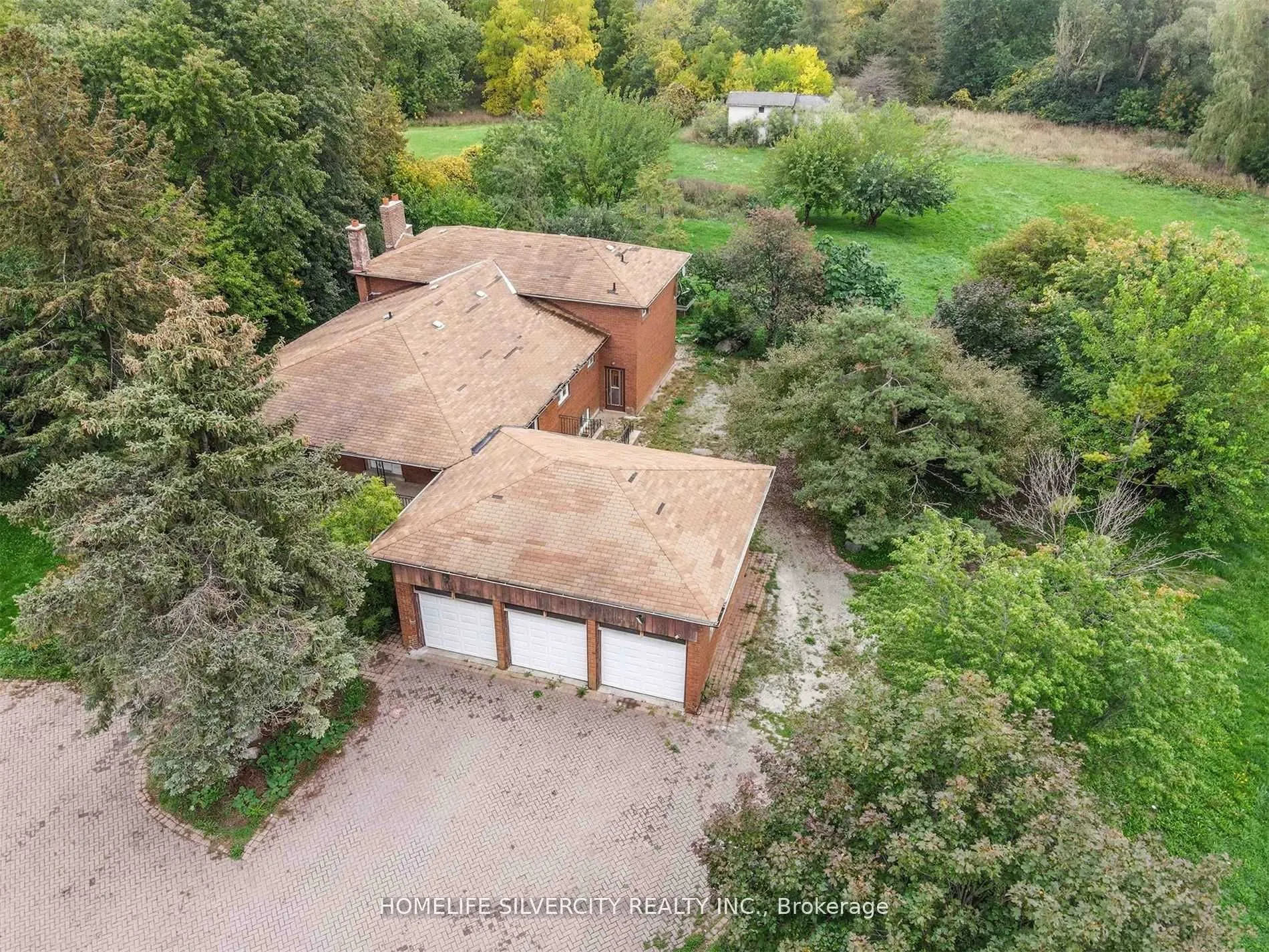 4395 Castlemore Road