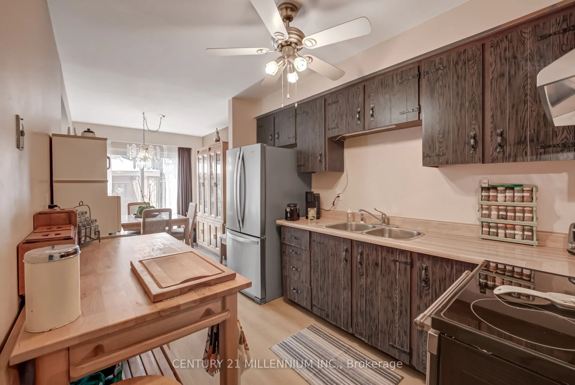 69 Carisbrooke Court, #69