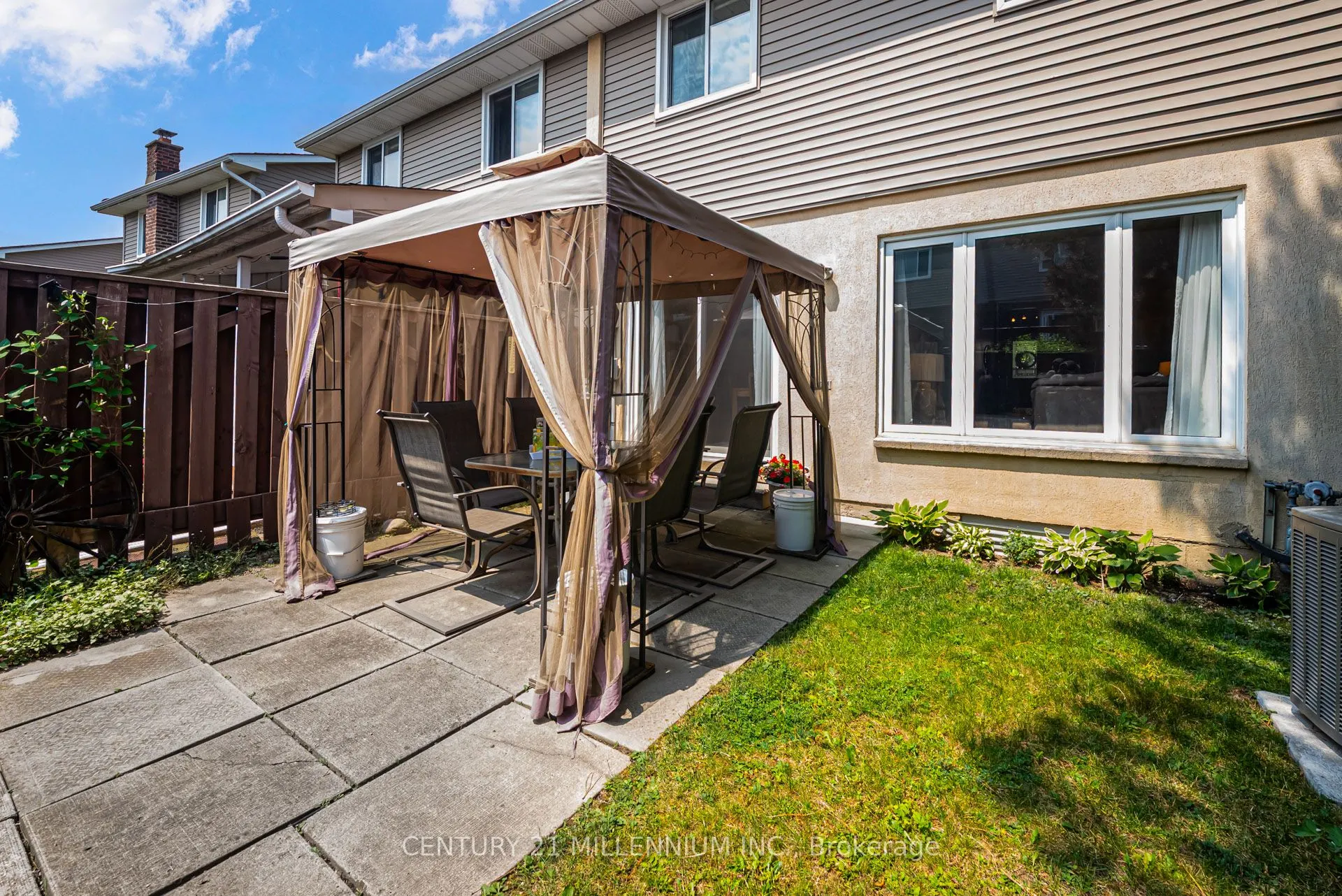 69 Carisbrooke Court, #69