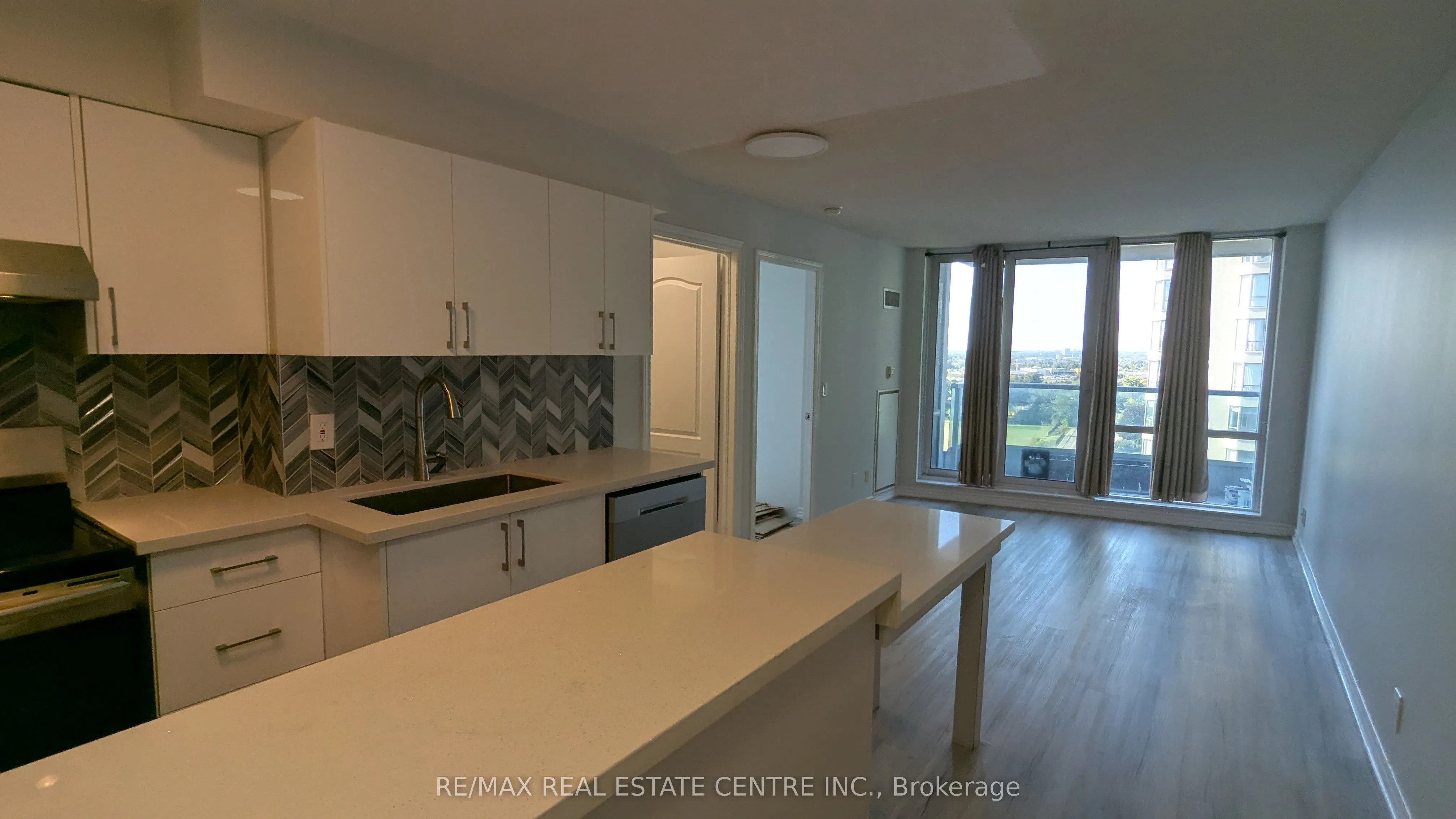 33 Elm Drive W, #1603