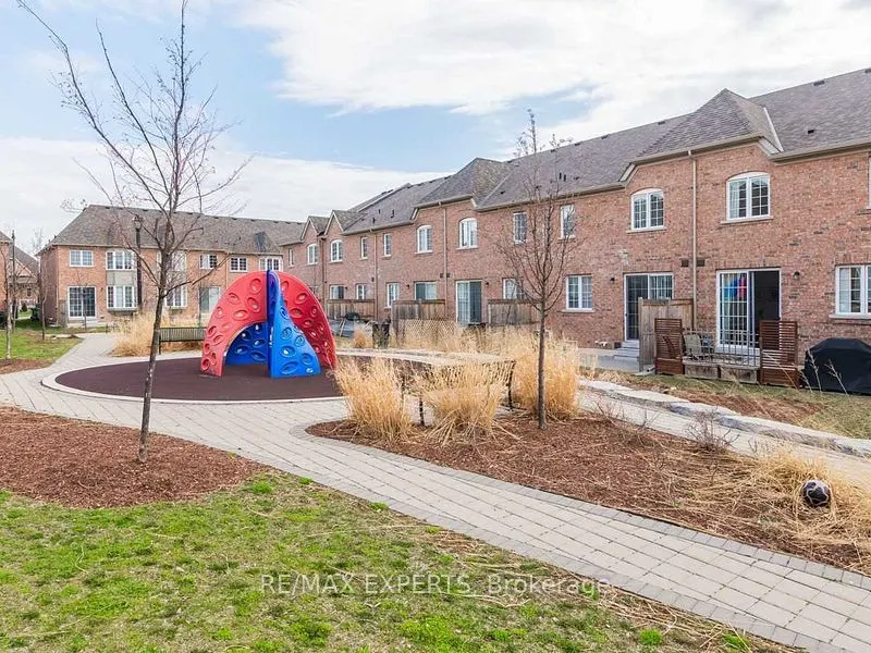 78 Honeyview Trail