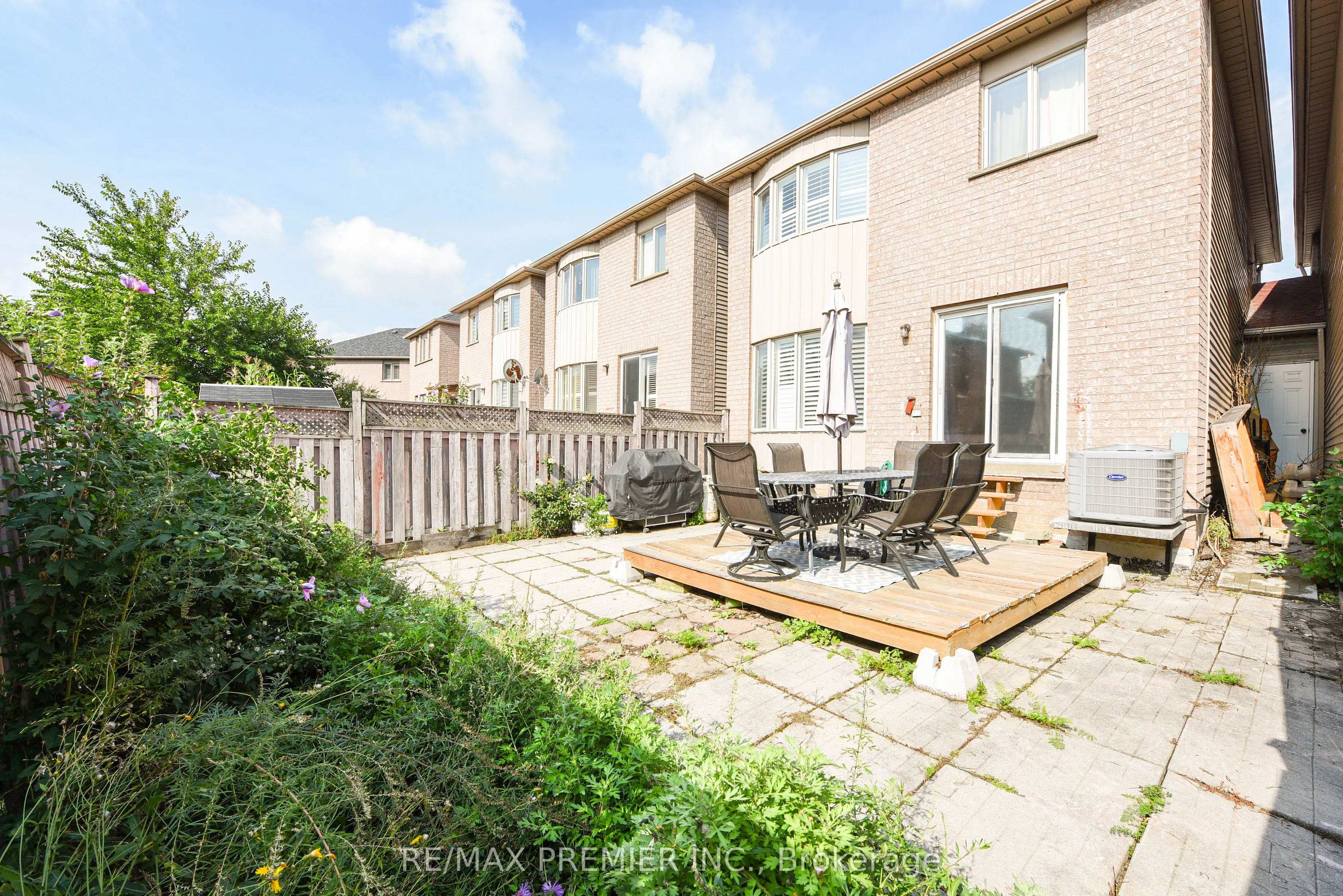 15D View Green Crescent